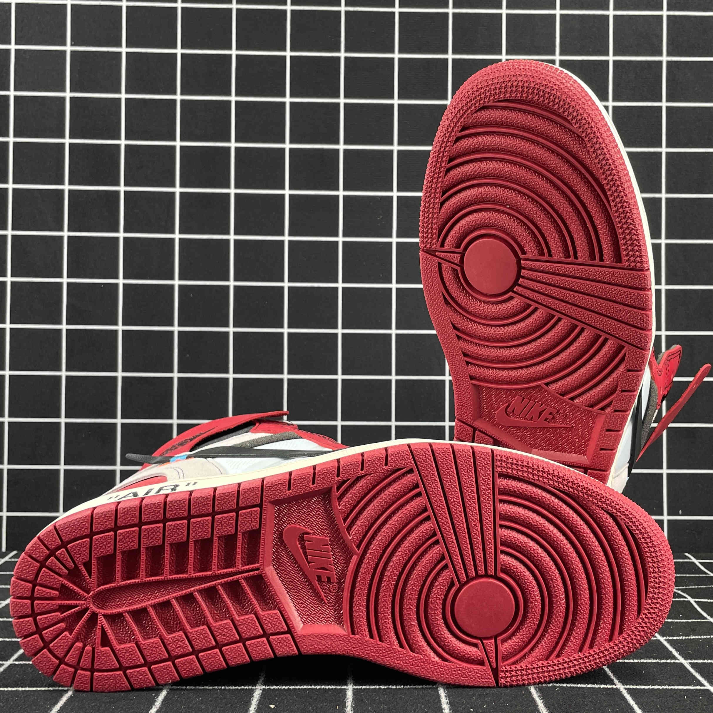 Jordan 1 Retro High Chicago Replica