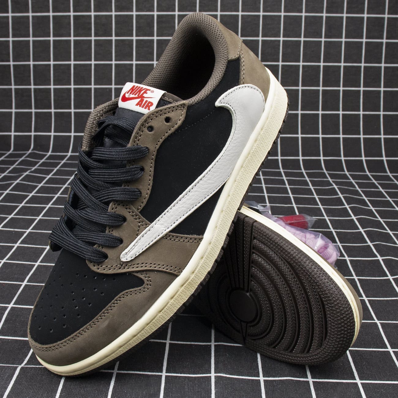 Jordan 1 Retro Low OG SP Travis Scott Replica