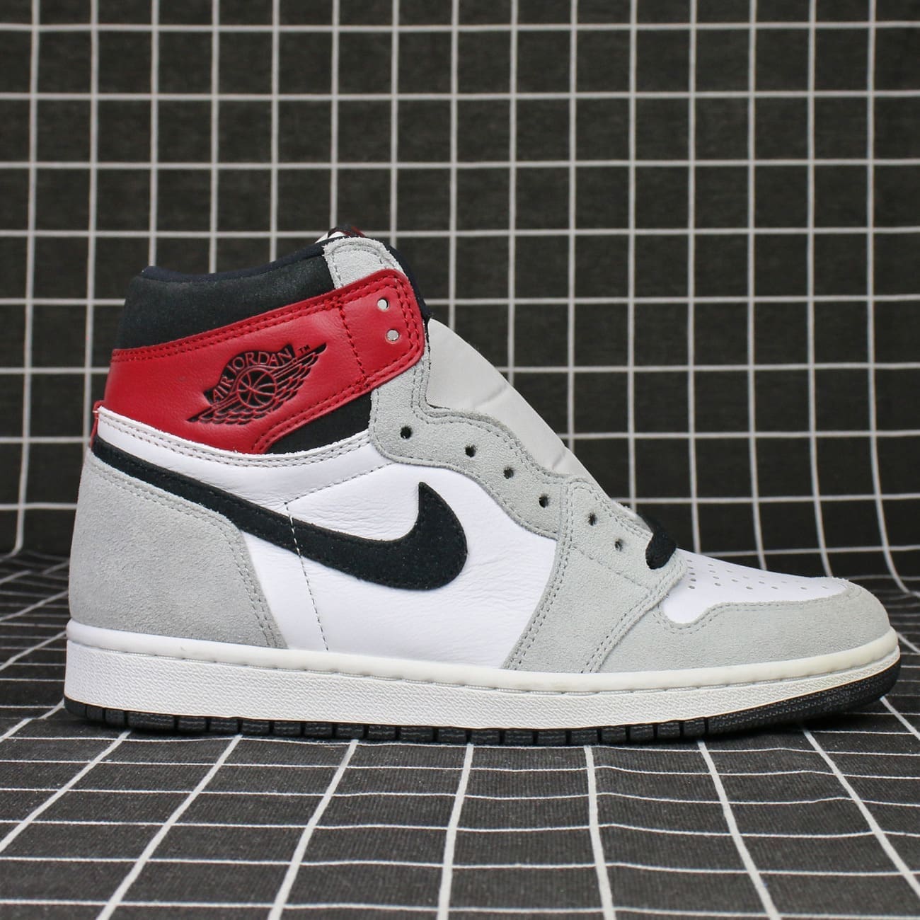 Jordan 1 Retro High Light Smoke Grey Replica