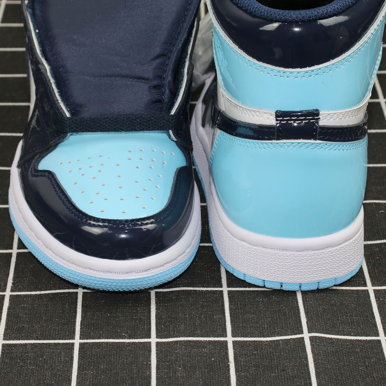 Jordan 1 Retro High UNC Patent (W) Replica