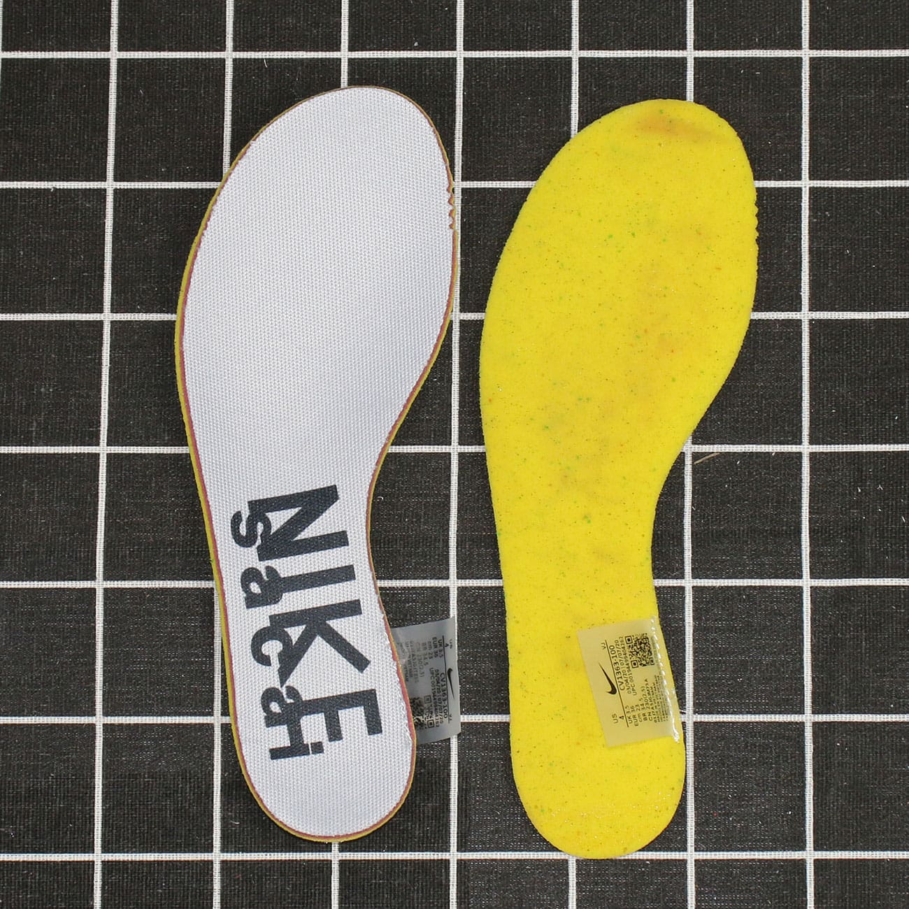 Nike VaporWaffle Sacai Sport Fuchsia Game Royal Replica