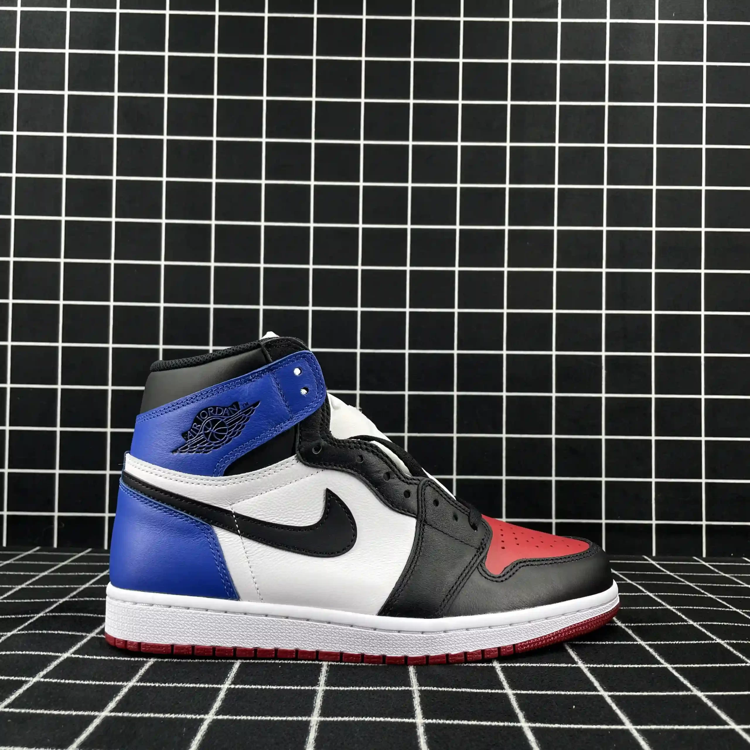 Jordan 1 Retro Top 3 Replica
