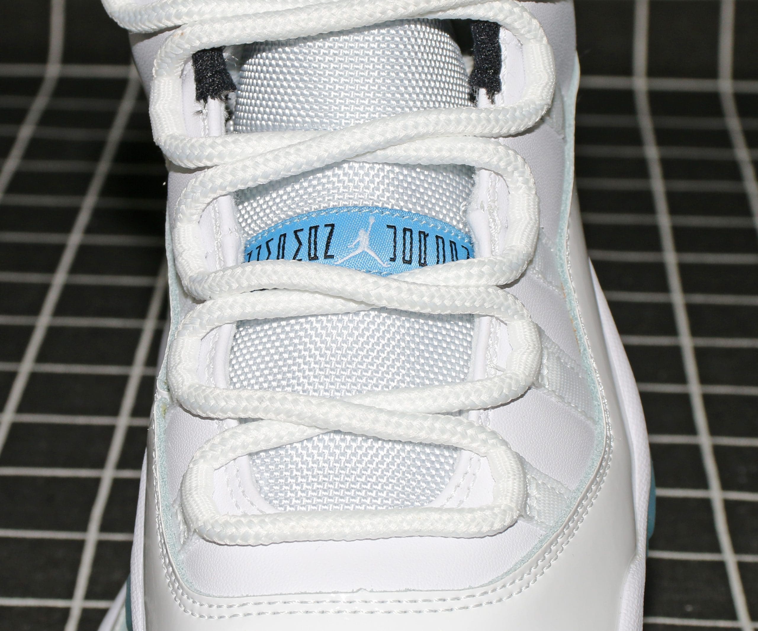 Air Jordan 11 Retro Low Legend Blue Replica