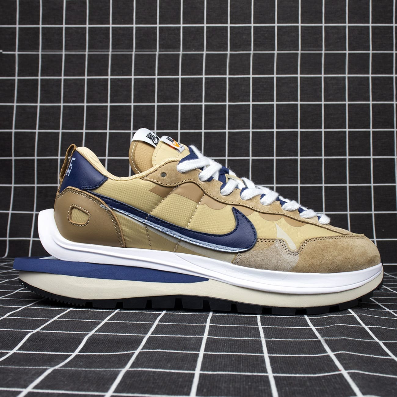 Sacai x Nike VaporWaffle “Sesame Blue Void” Replica