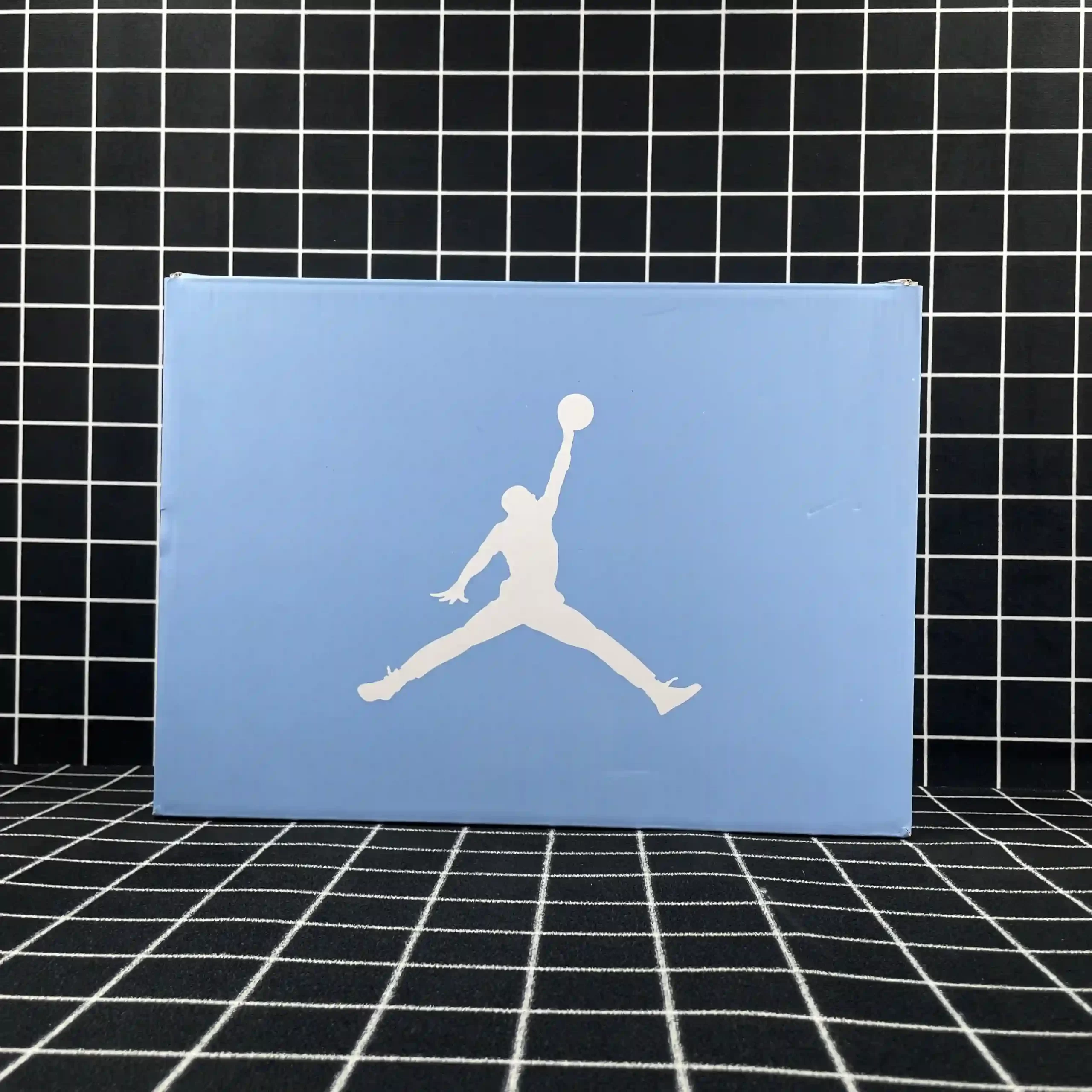 Jordan 6 Retro UNC White Replica