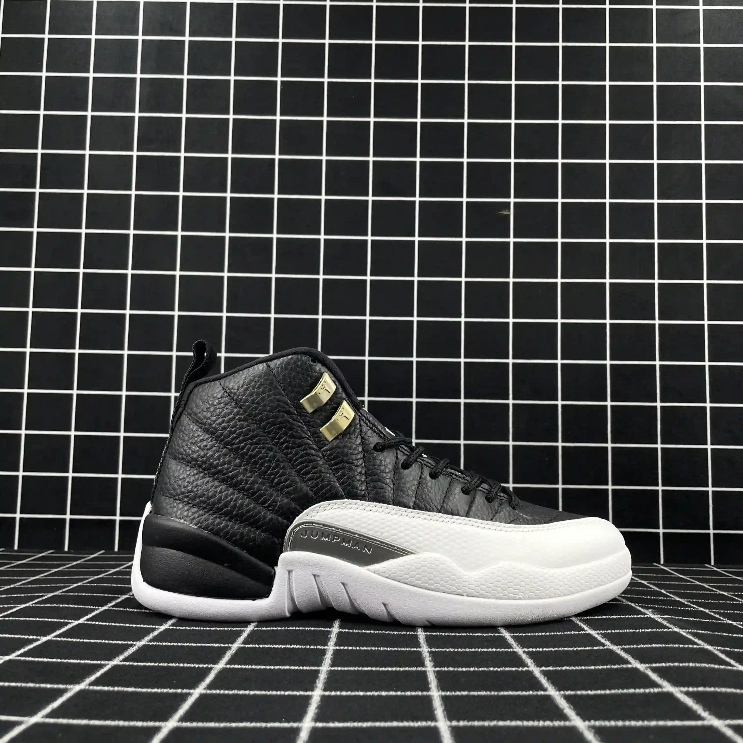 Air Jordan 12 Playoffs (2022) Replica