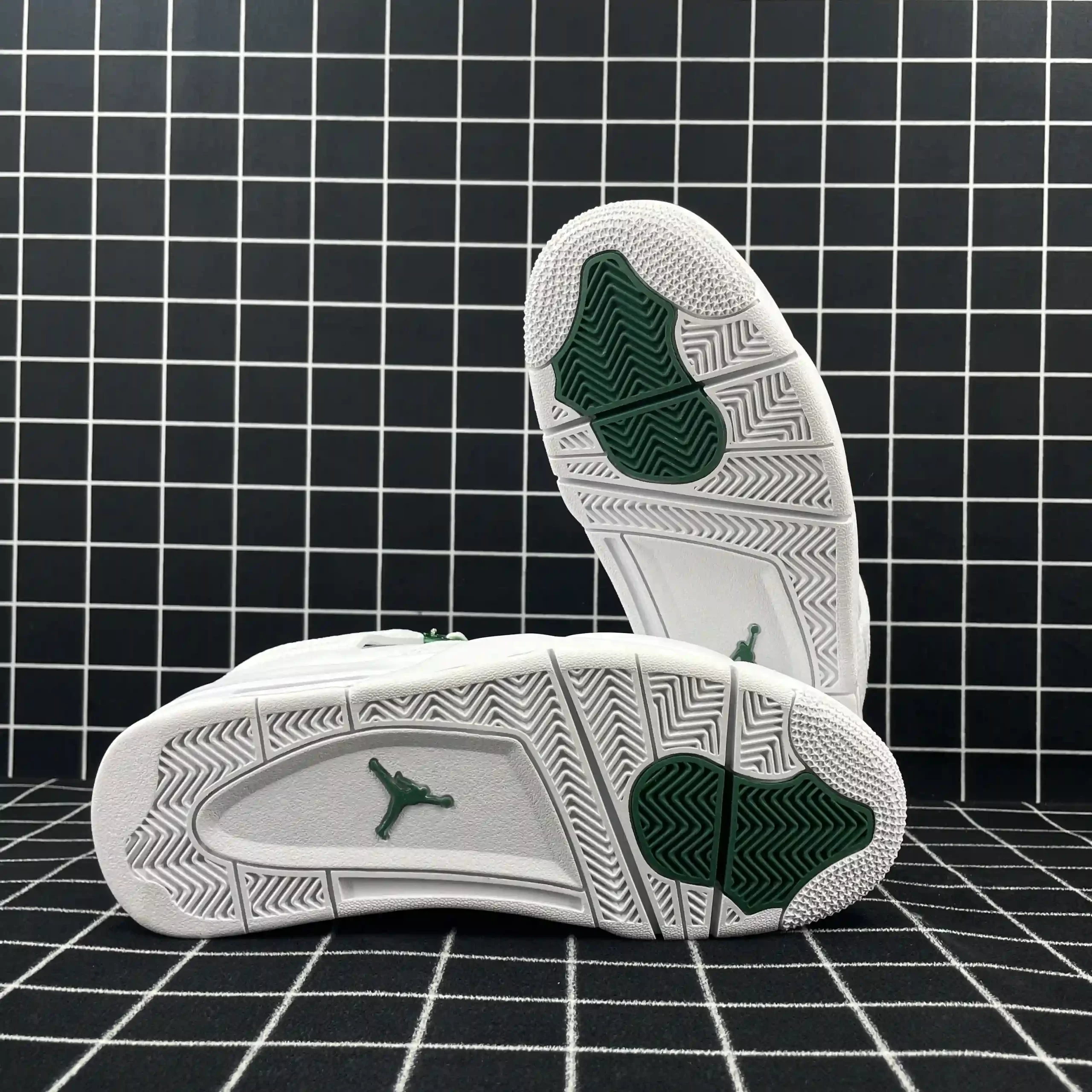 Jordan 4 Retro Metallic Green Replica