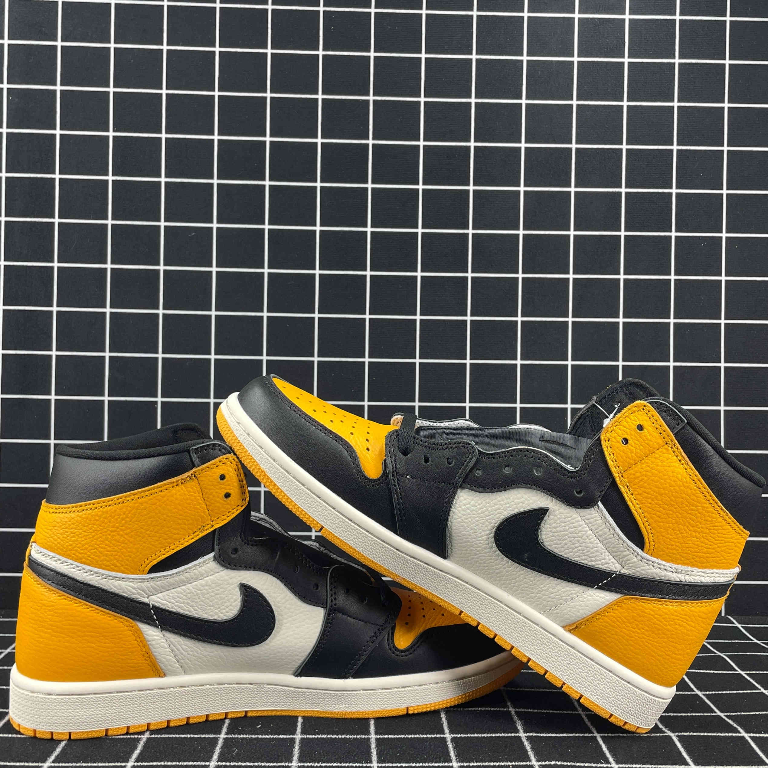 Jordan 1 Retro High OG Taxi Replica