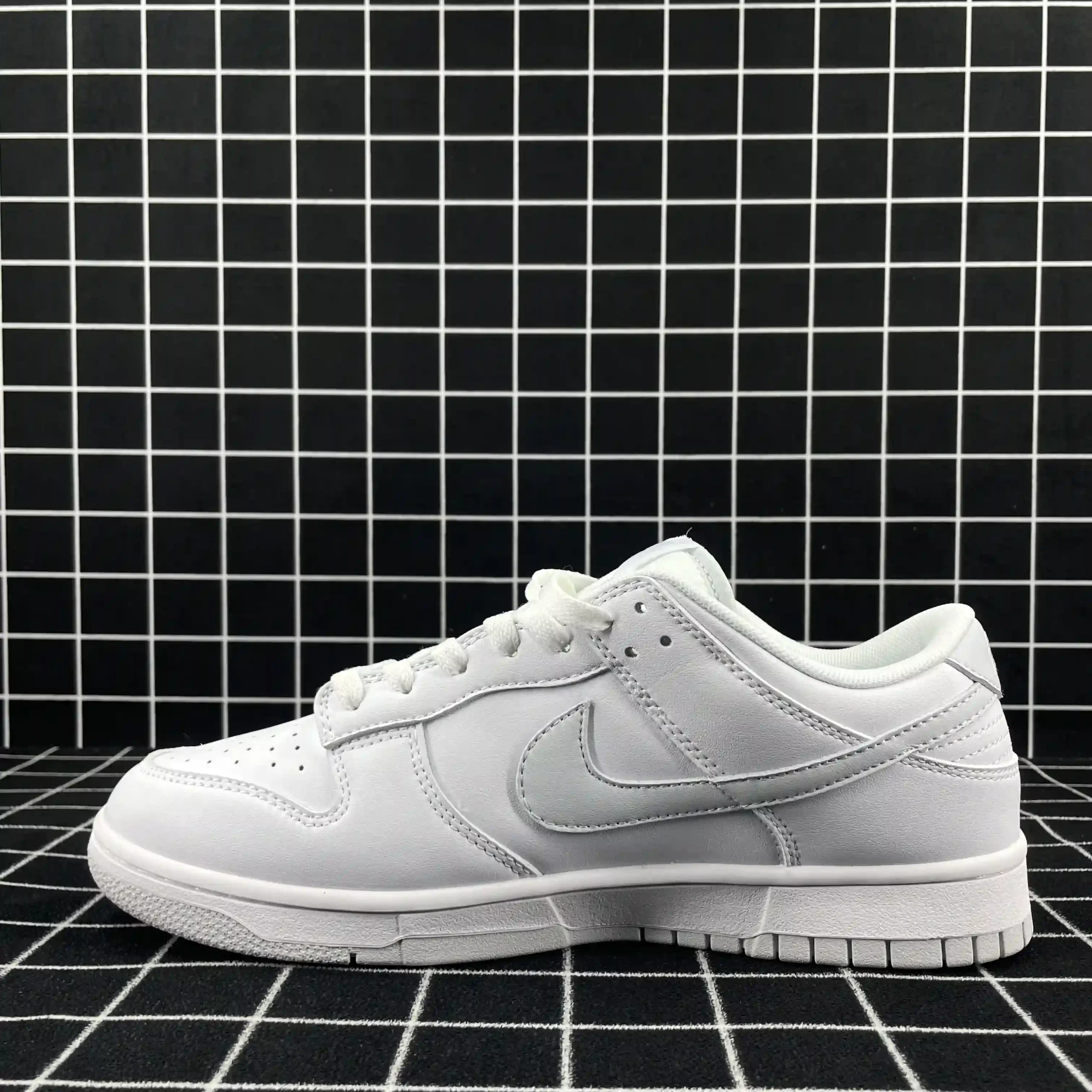 Nike Dunk Low Retro White Pure Platinum Replica