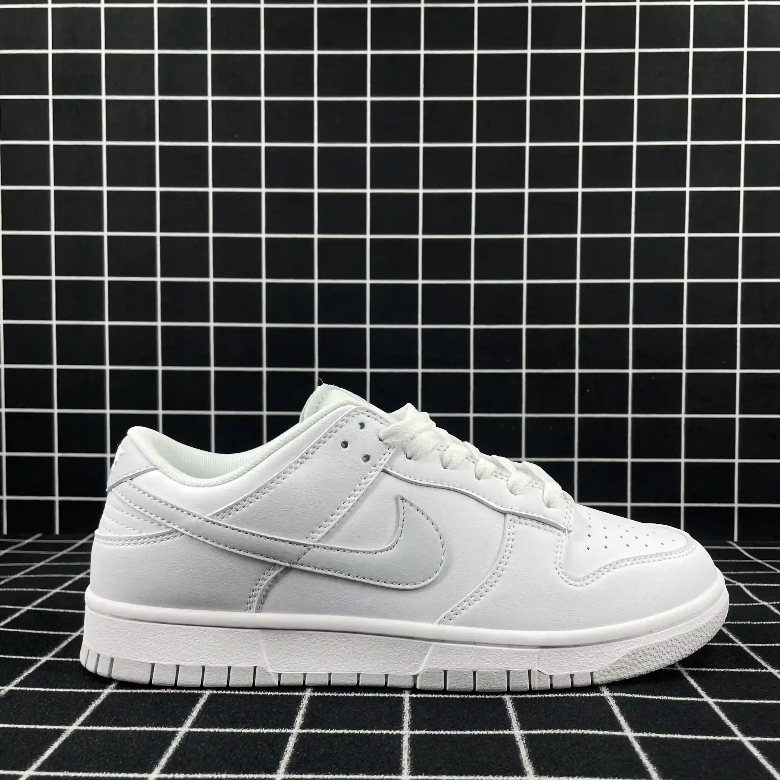 Nike Dunk Low Retro White Pure Platinum Replica