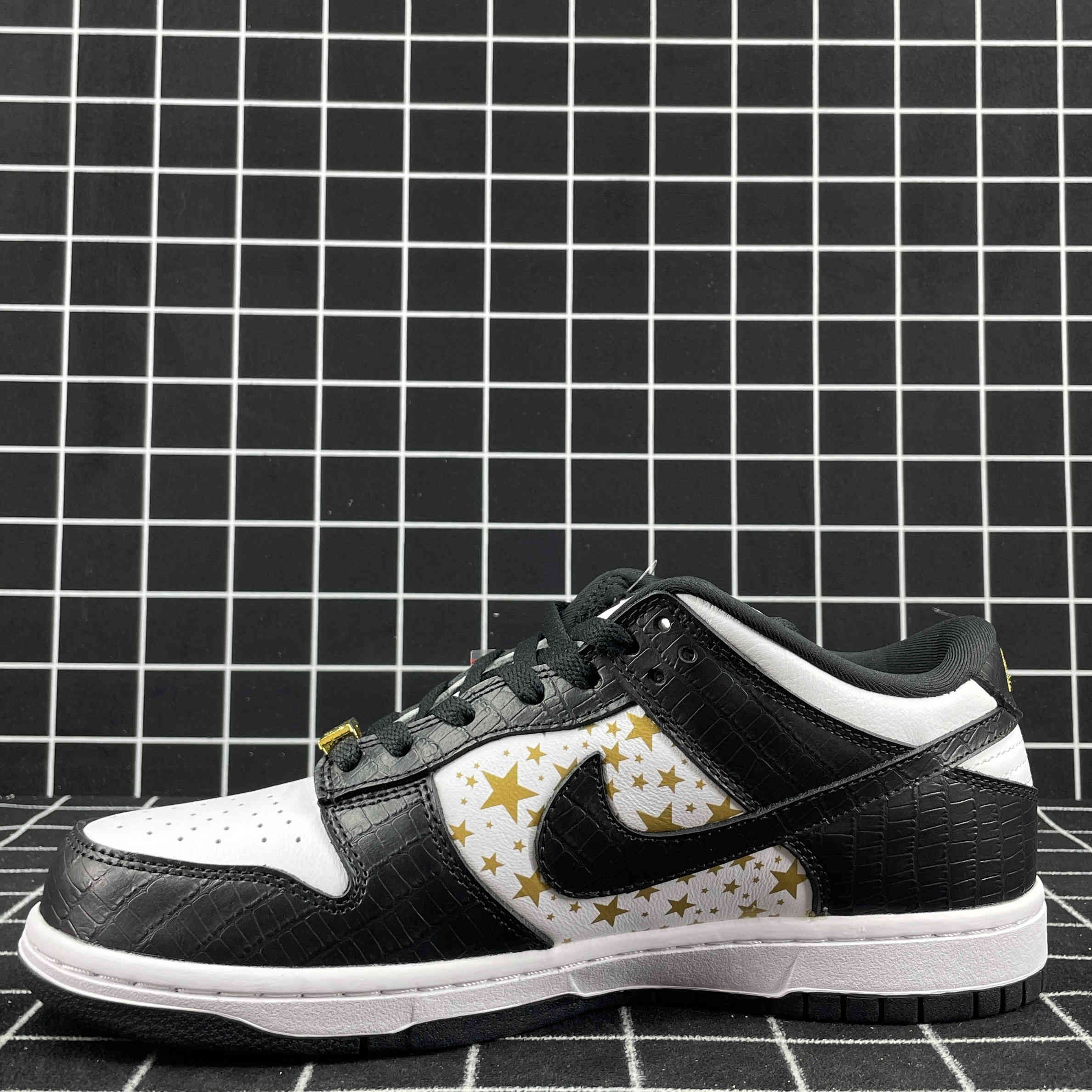 S*pre x dunk low og sb qs black replica