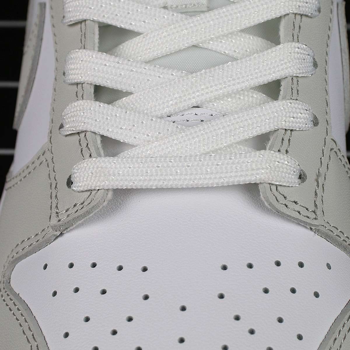 Nike Dunk Low Photon Dust (W) Replica