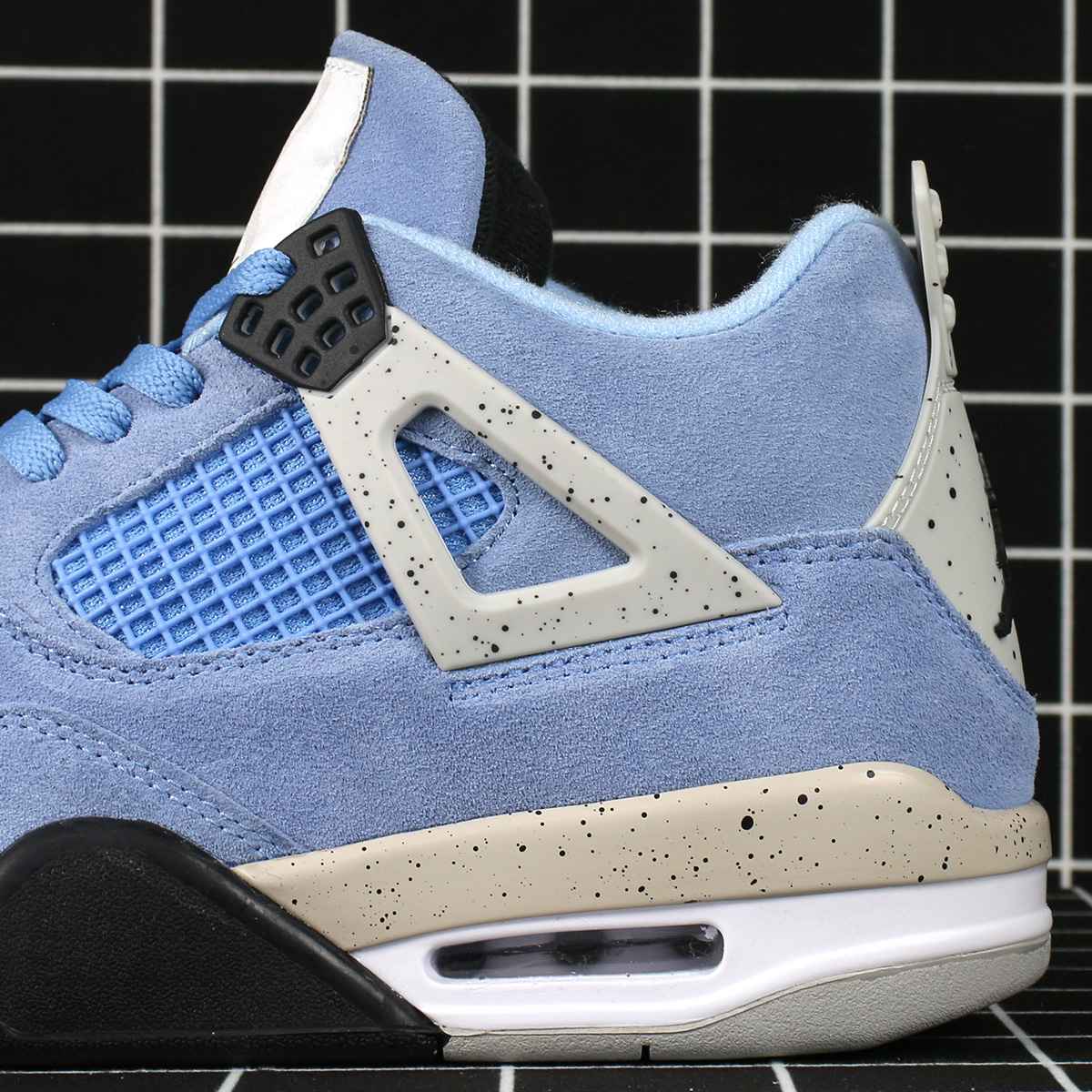 Air Jordan 4 Retro University Blue Replica