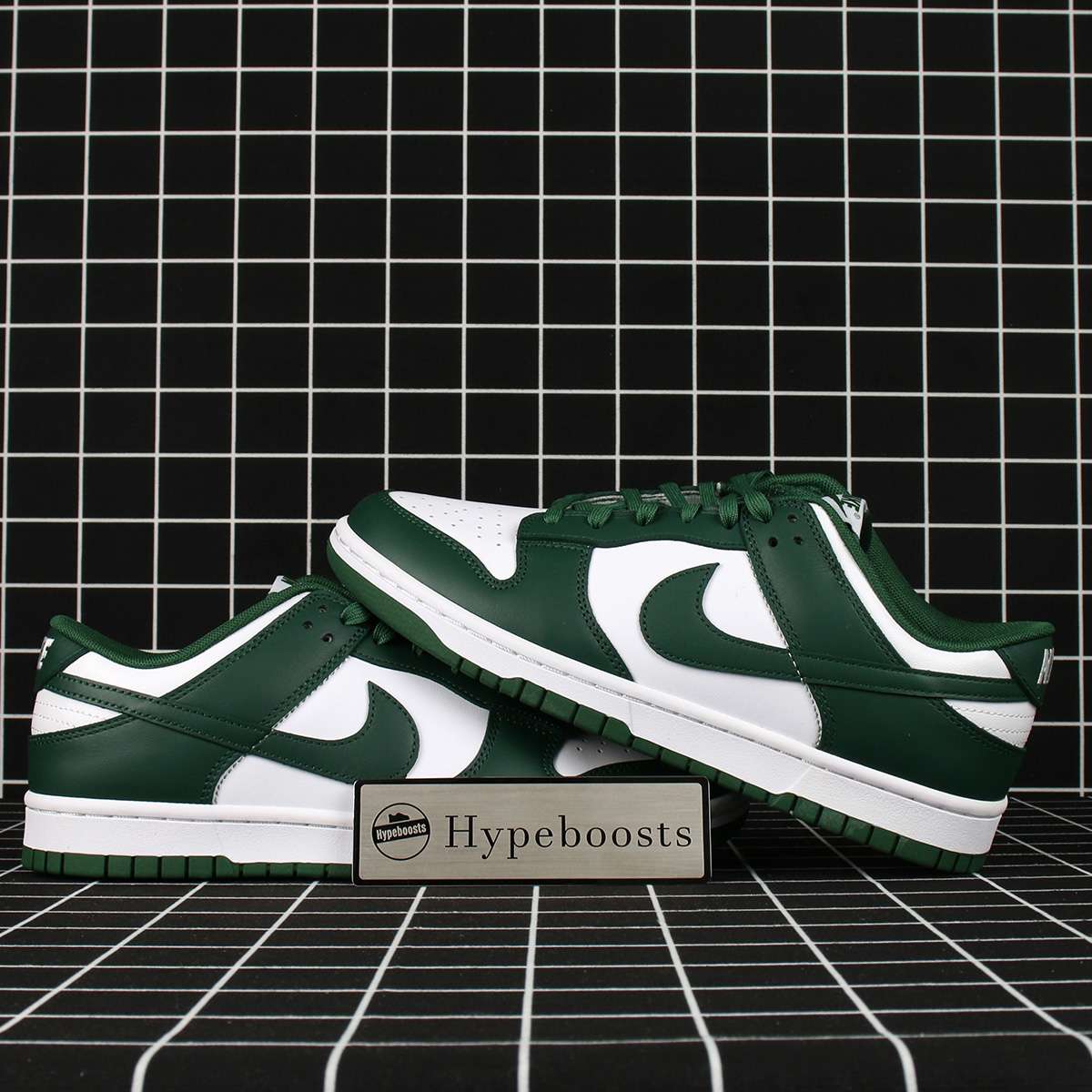 Nike Dunk Low Michigan State Replica