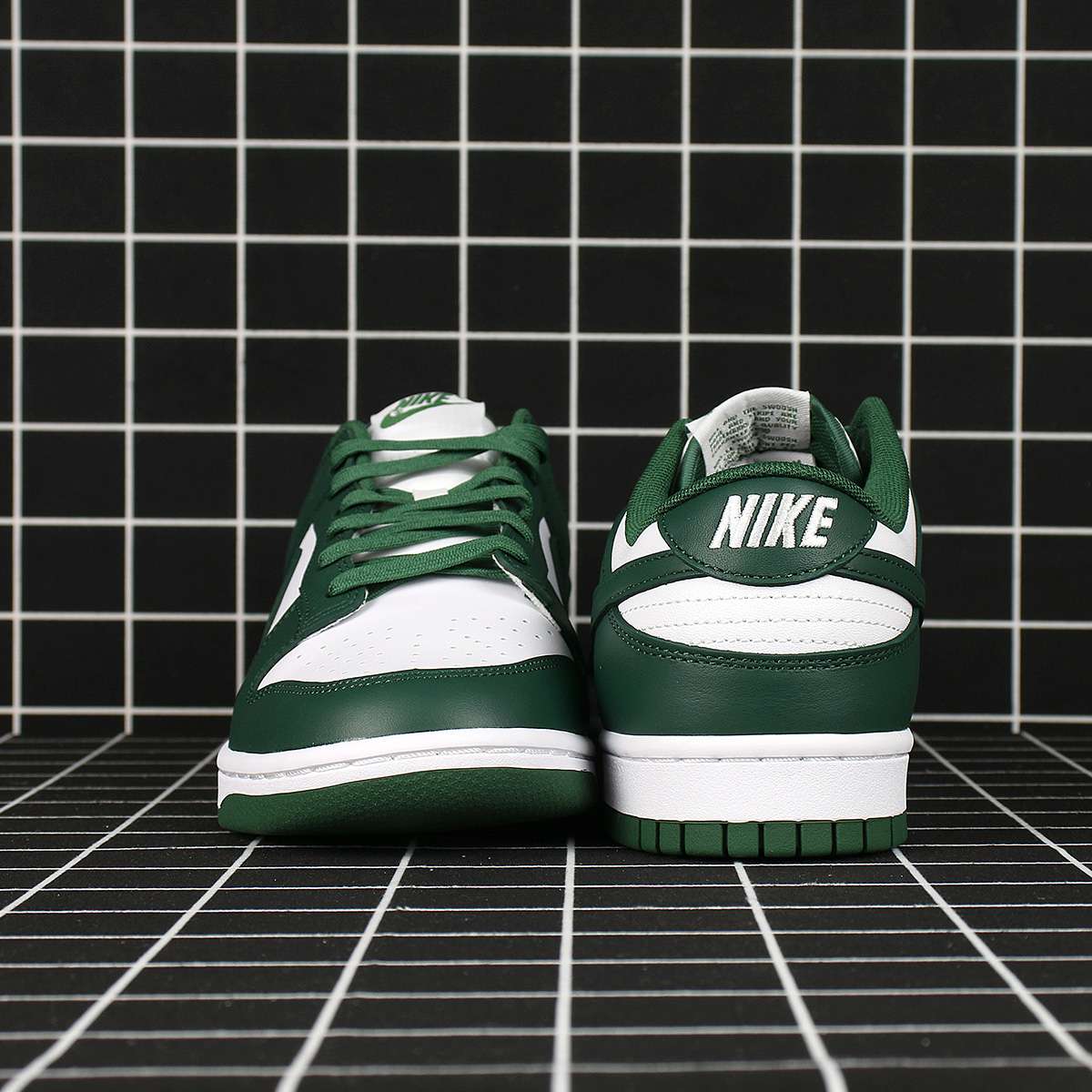 Nike Dunk Low Michigan State Replica