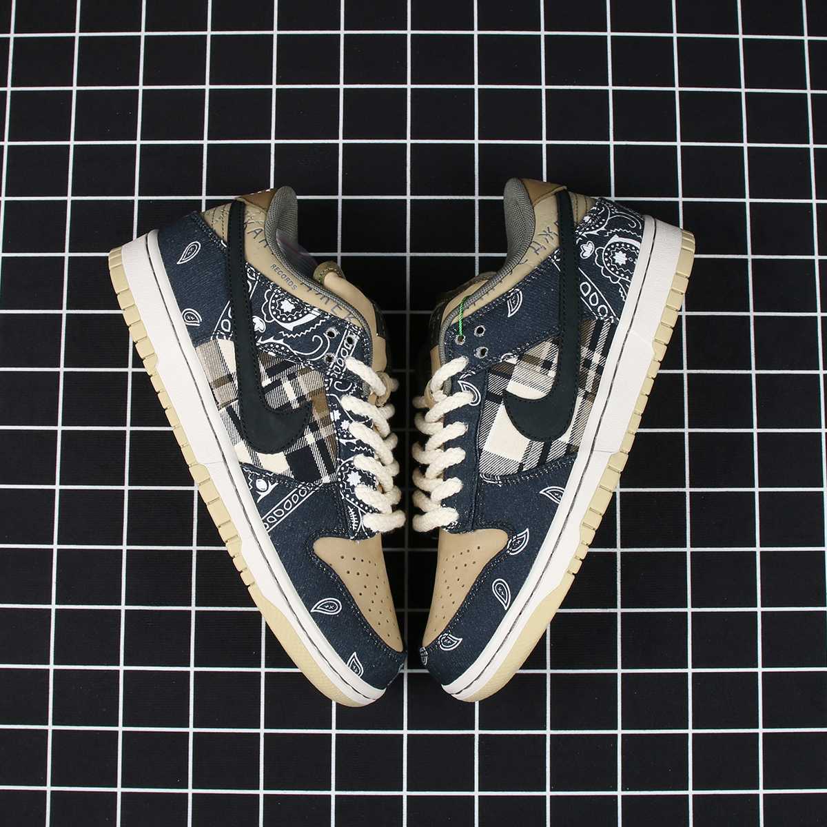 Nike SB Dunk Low Travis Scott Replica