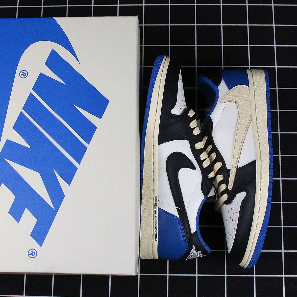 Jordan 1 Retro Low OG SP Fragment x Travis Scott Replica