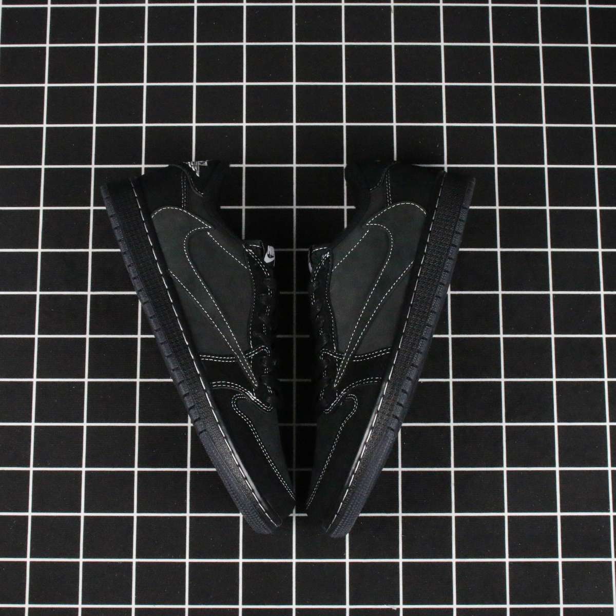 Jordan 1 Retro Low OG SP Travis Scott Black Phantom Replica