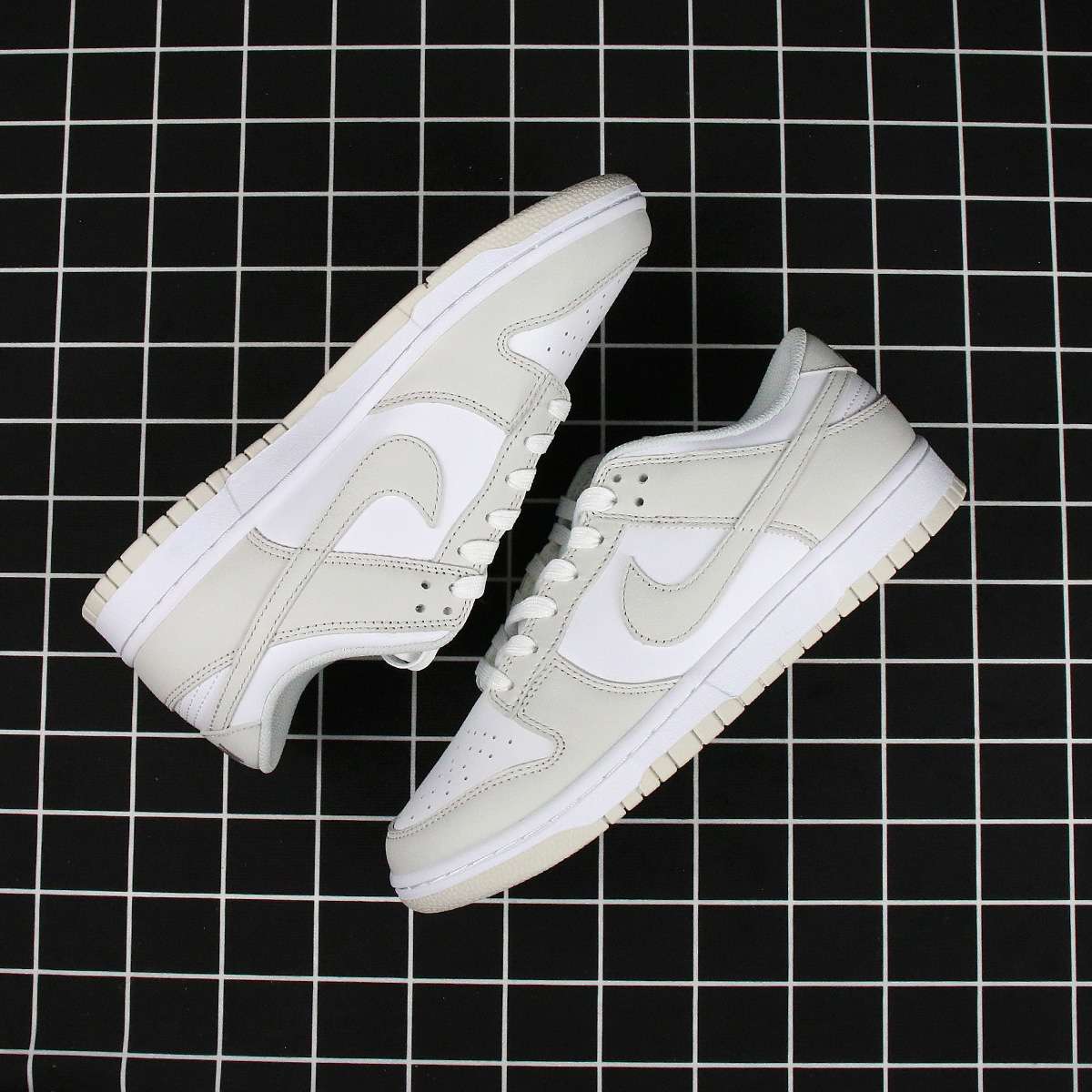 Nike Dunk Low Photon Dust (W) Replica