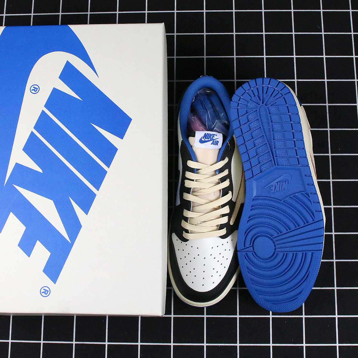 Jordan 1 Retro Low OG SP Fragment x Travis Scott Replica