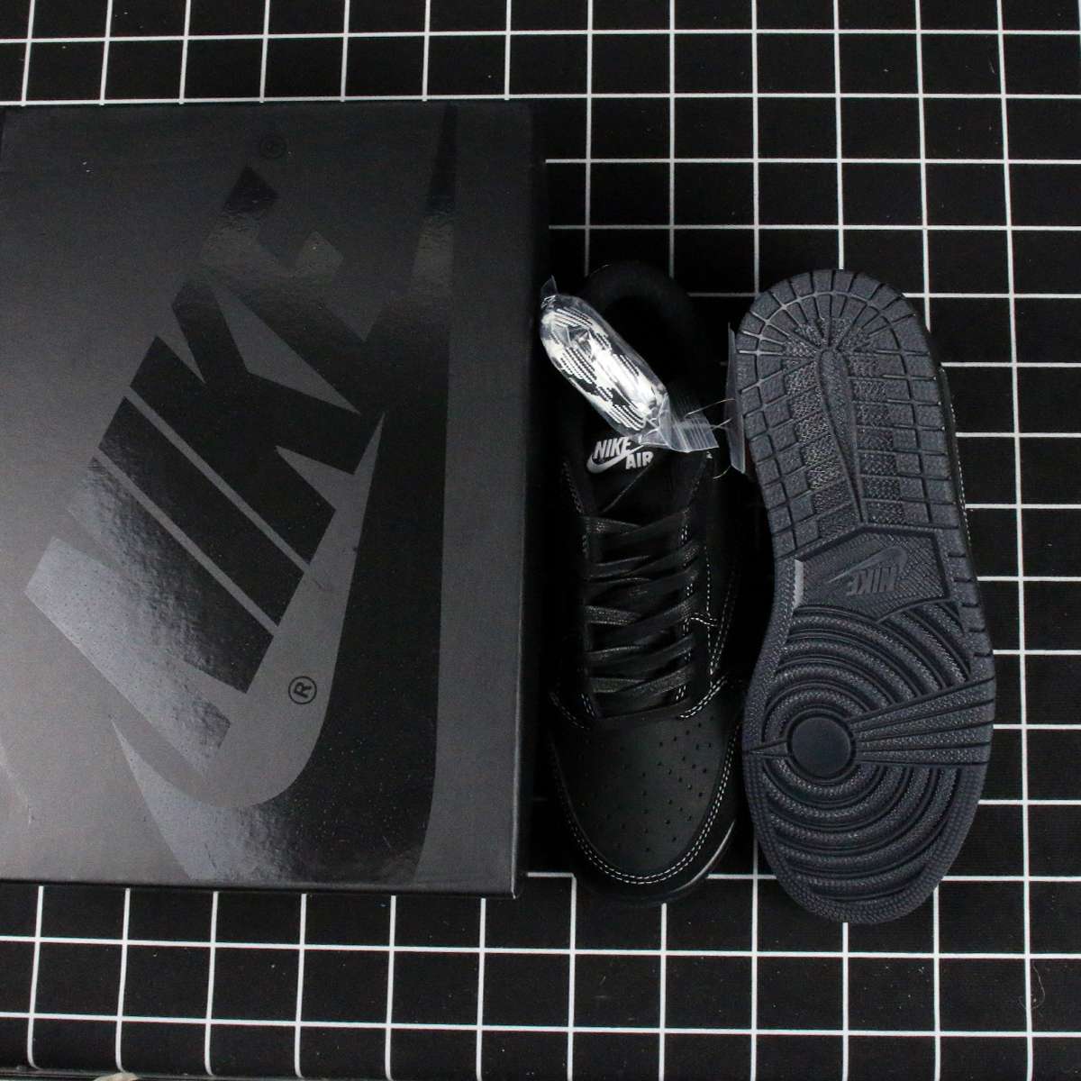 Jordan 1 Retro Low OG SP Travis Scott Black Phantom Replica