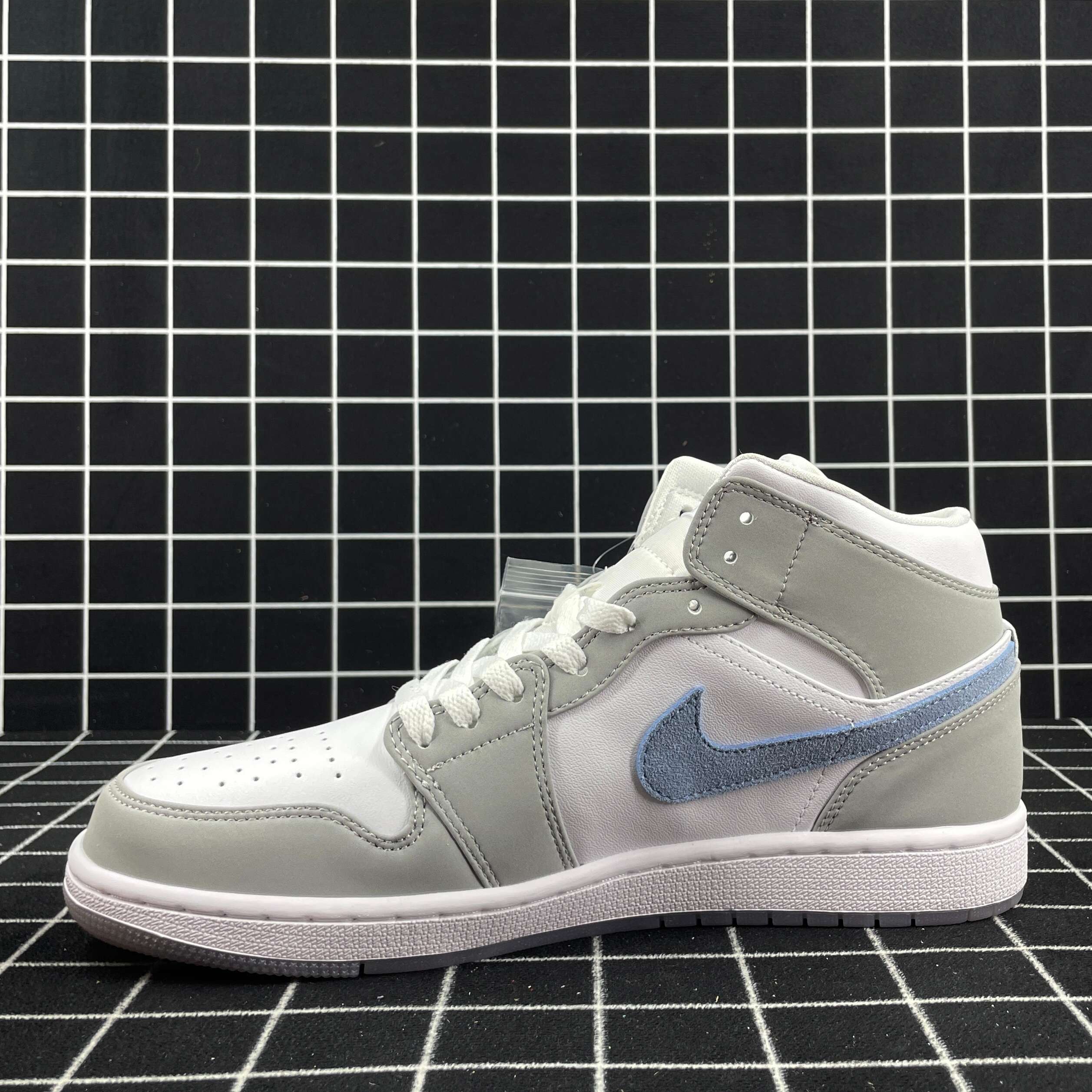 Air Jordan 1 Mid Wolf Grey Aluminum Replica