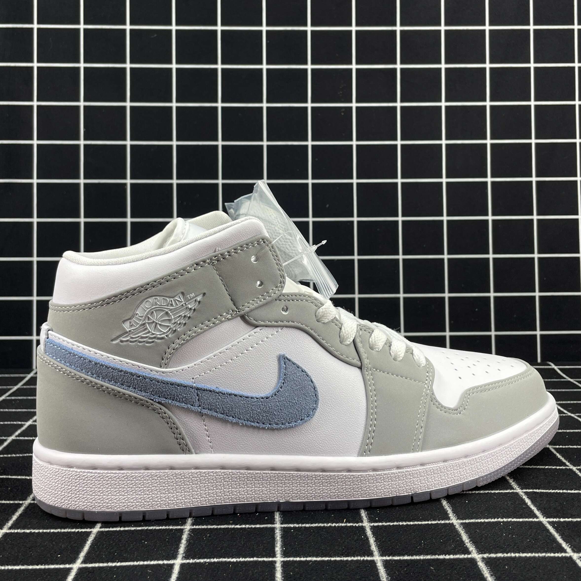 Air Jordan 1 Mid Wolf Grey Aluminum Replica