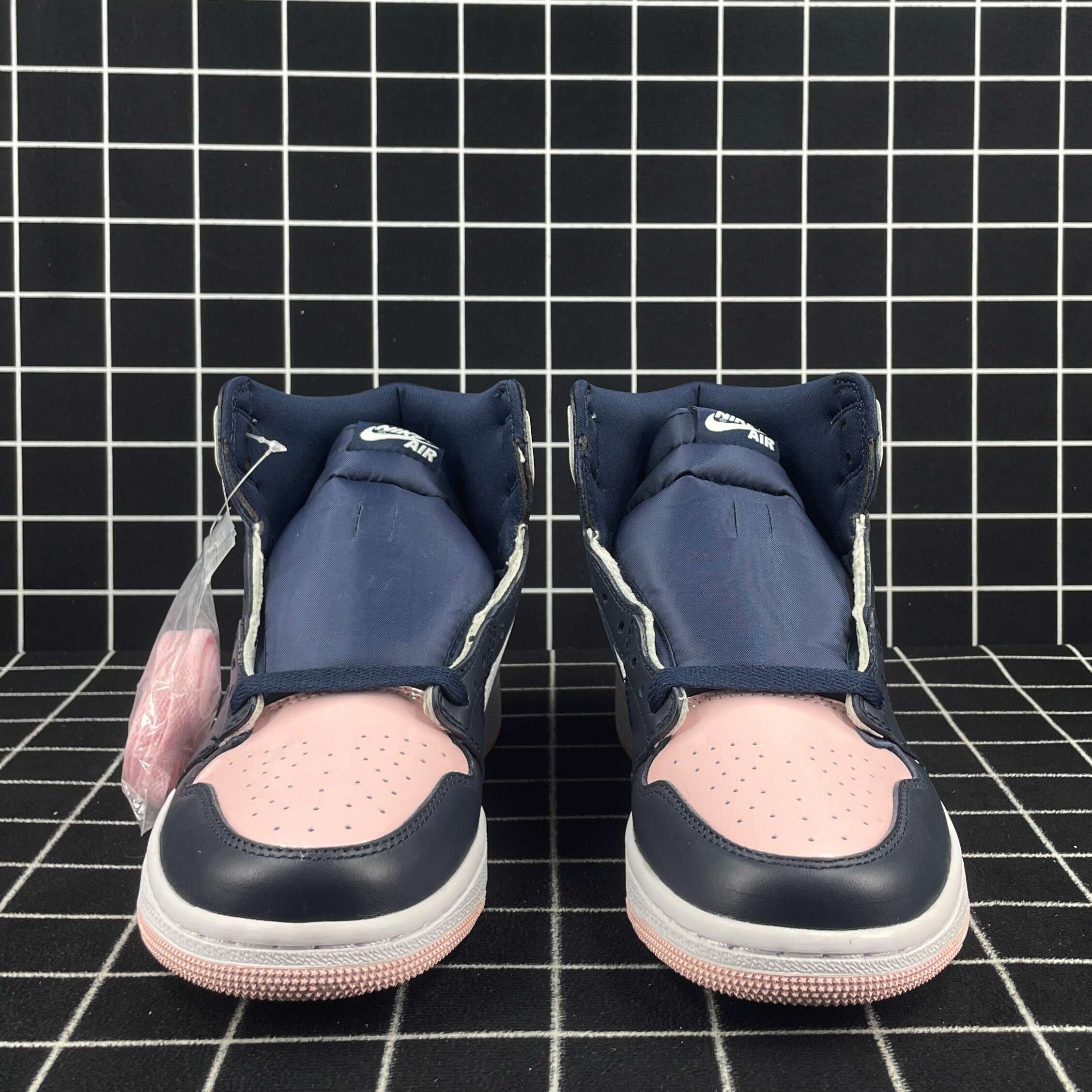 Air Jordan 1 Retro High OG Atmosphere Replica