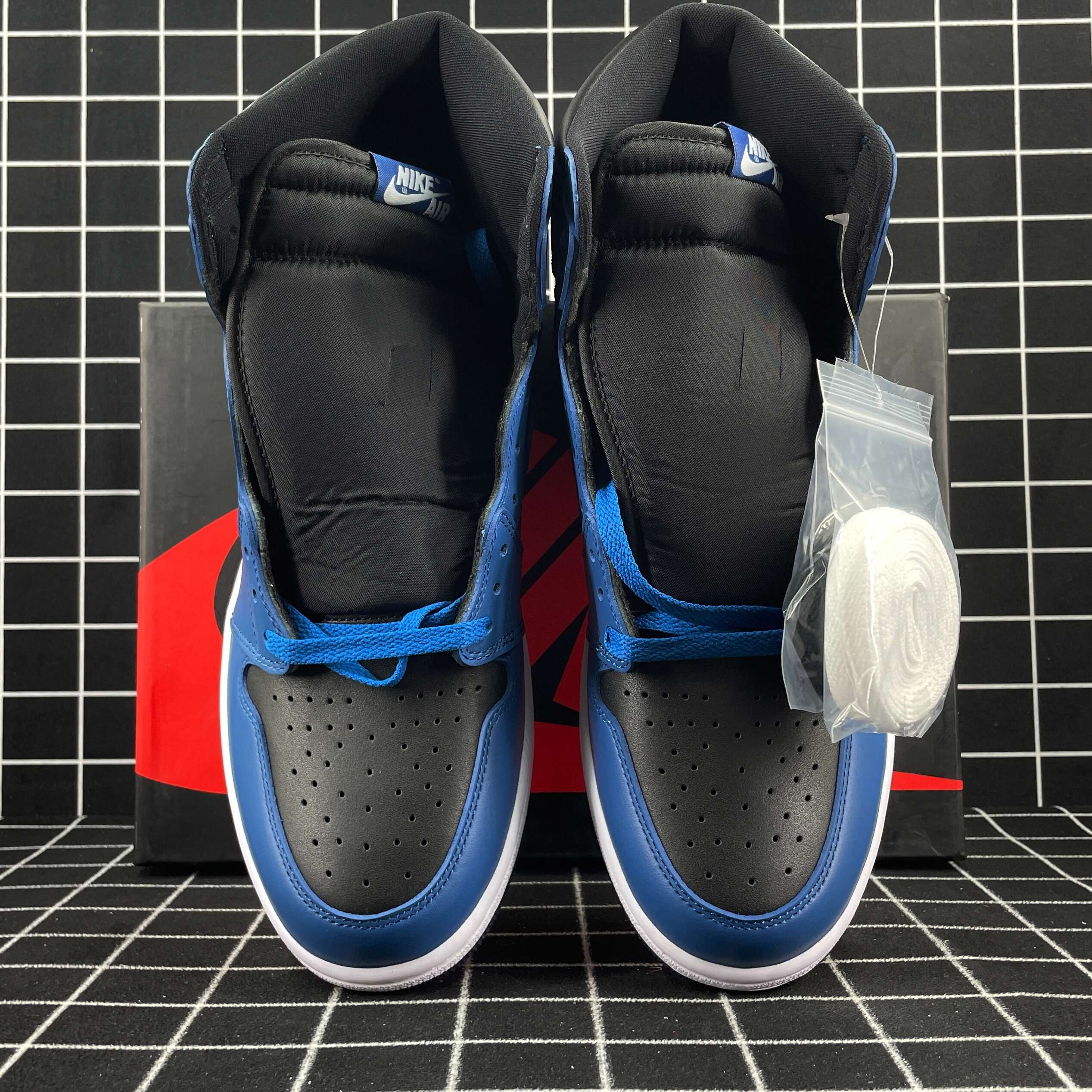 Air Jordan 1 Retro High OG Dark Marina Blue Replica
