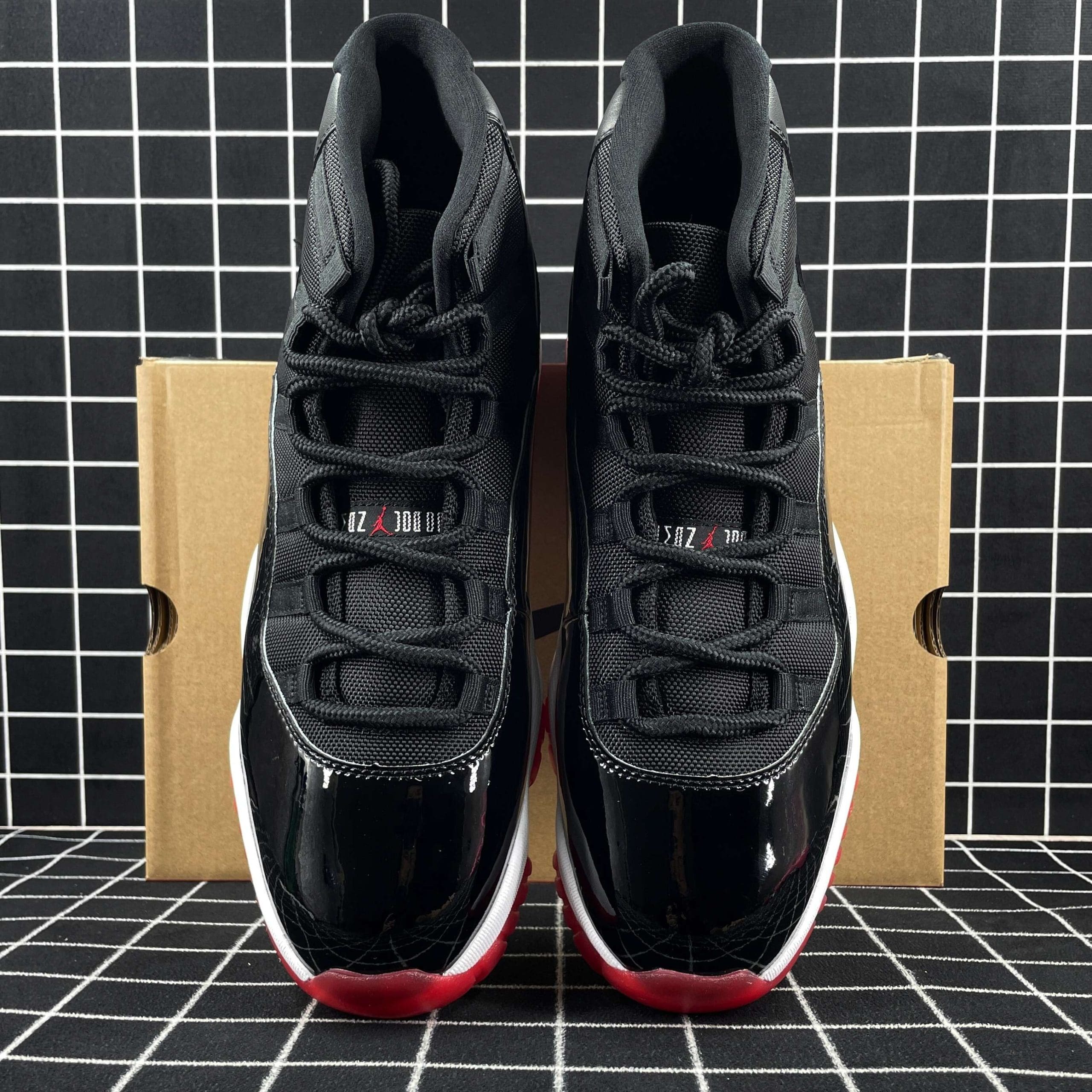 Air Jordan 11 Retro Playoffs Bred Replica