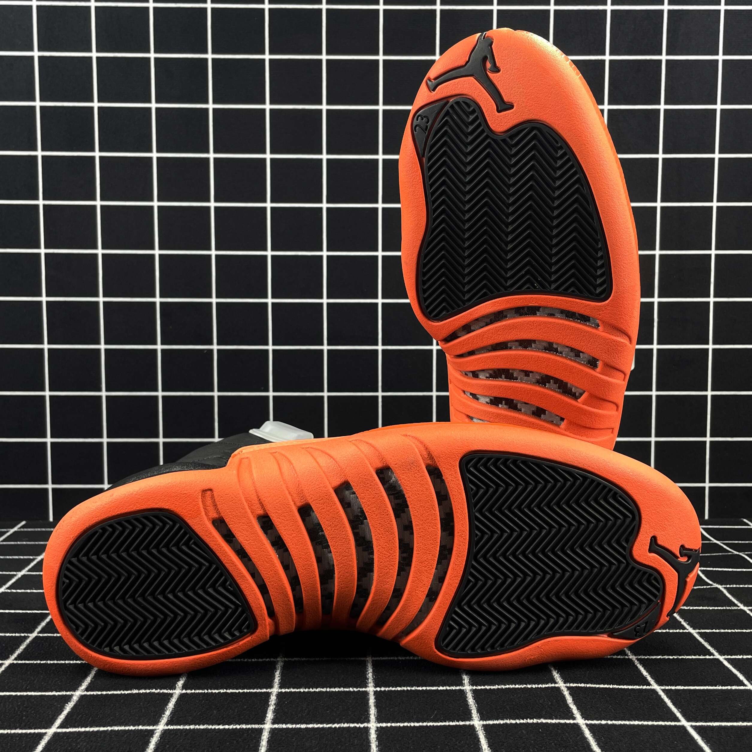 Air Jordan 12 WMNS Brilliant Orange Replica
