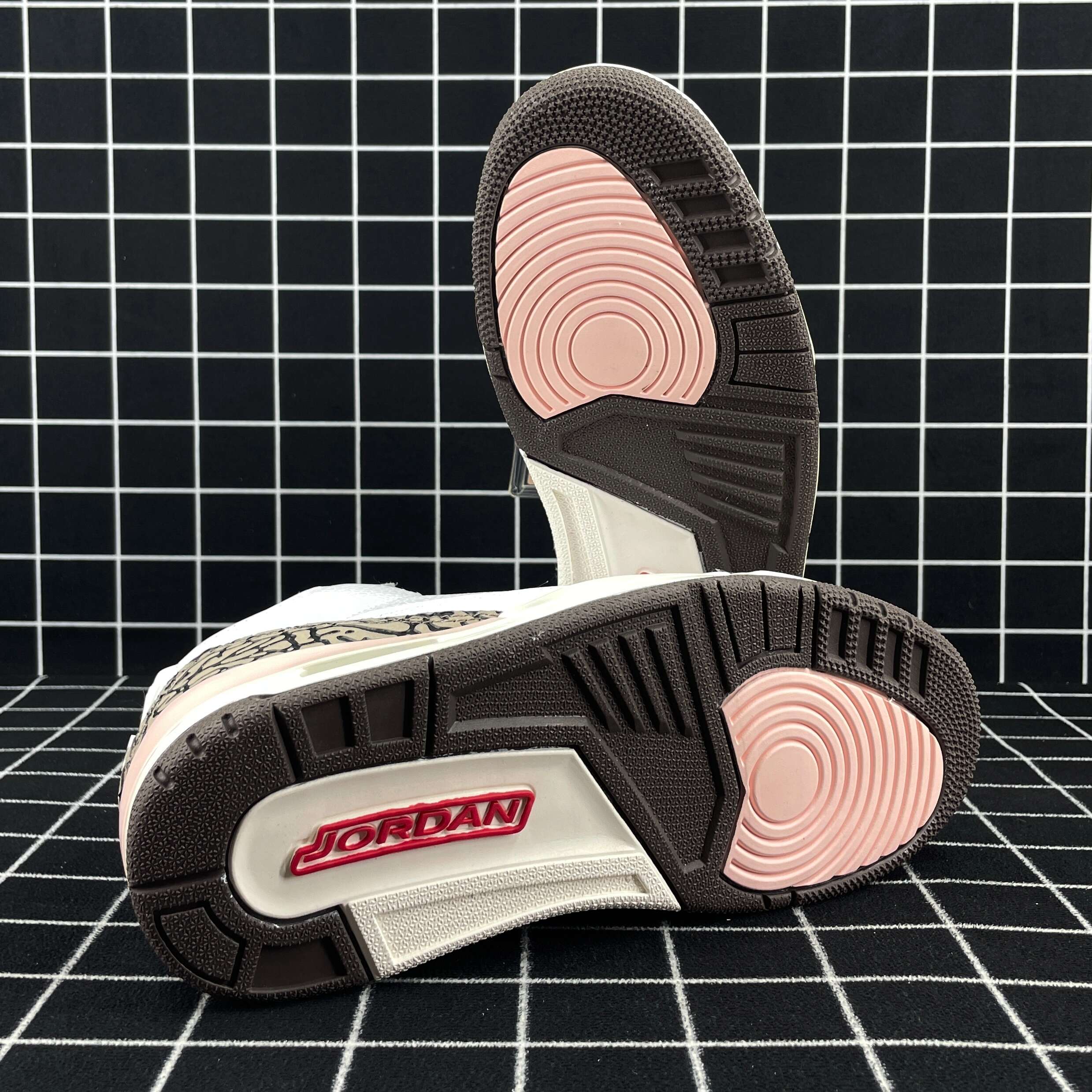 Jordan 3 Retro Neapolitan Dark Mocha (W) Replica