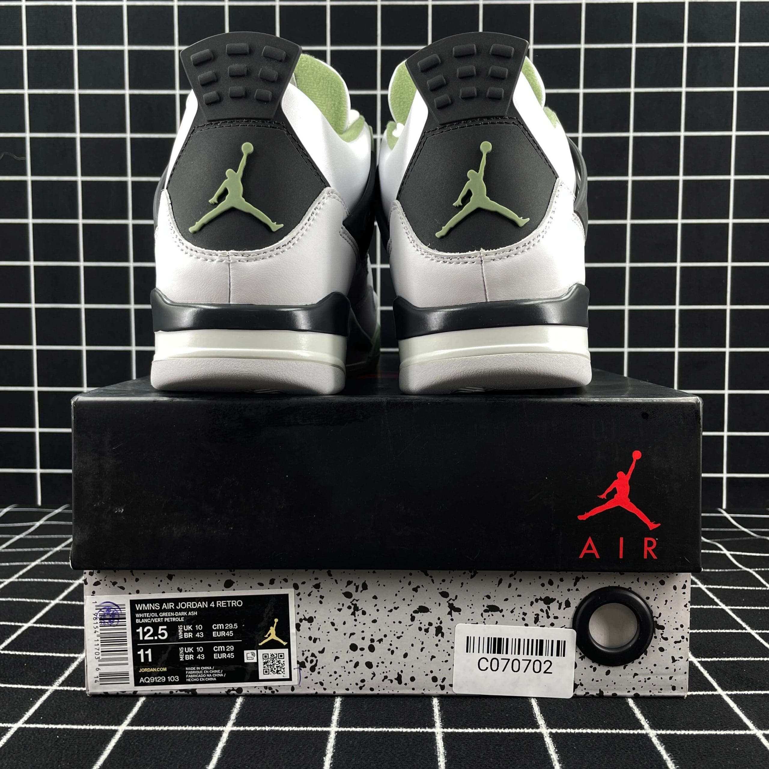 Jordan 4 Retro Seafoam Replica