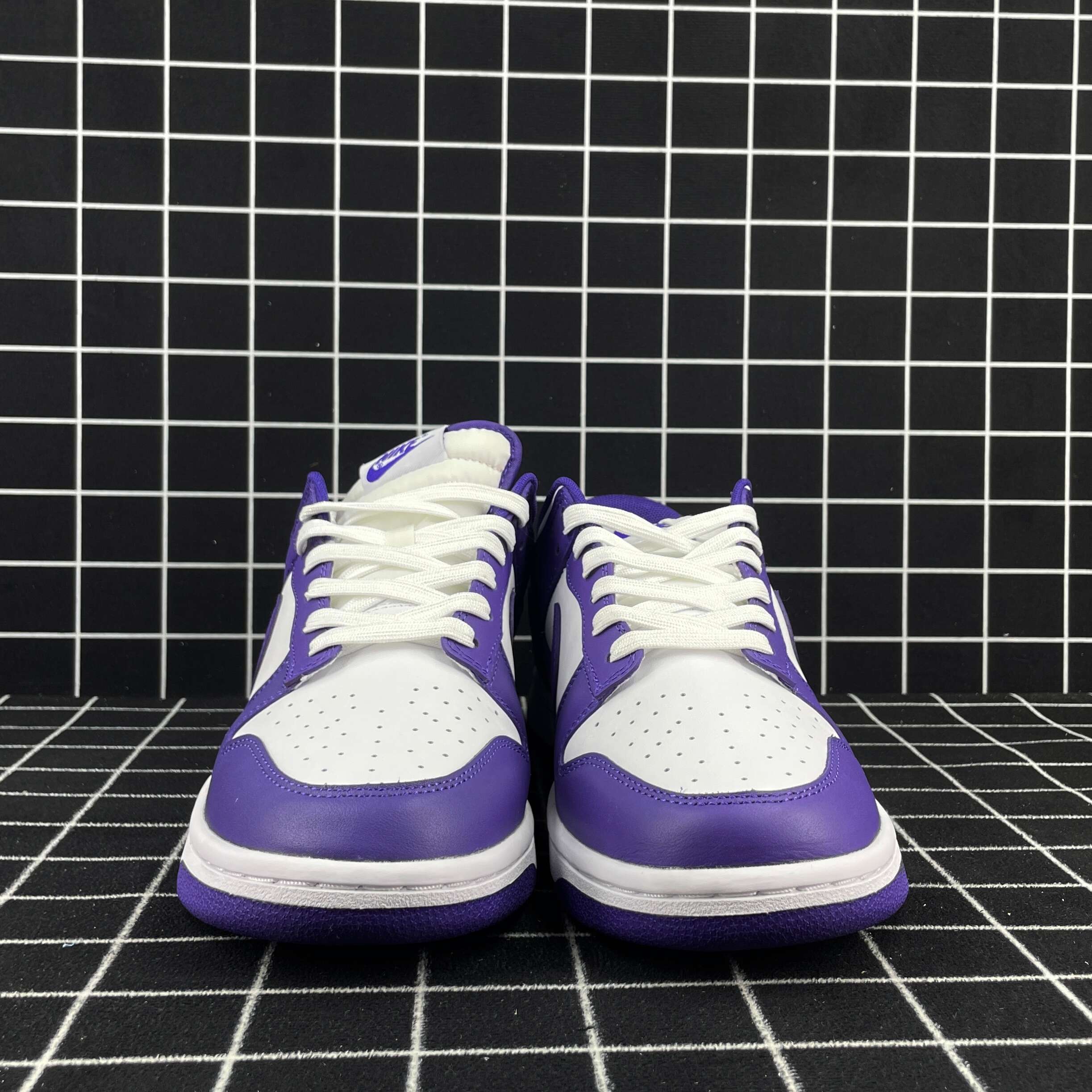 Nike Dunk Low Championship Court Purple Replica
