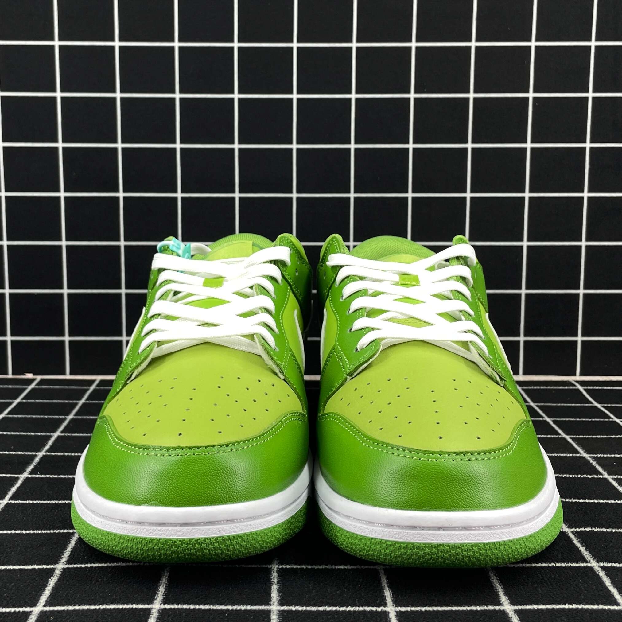 Nike Dunk Low Chlorophyll (PS) Replica