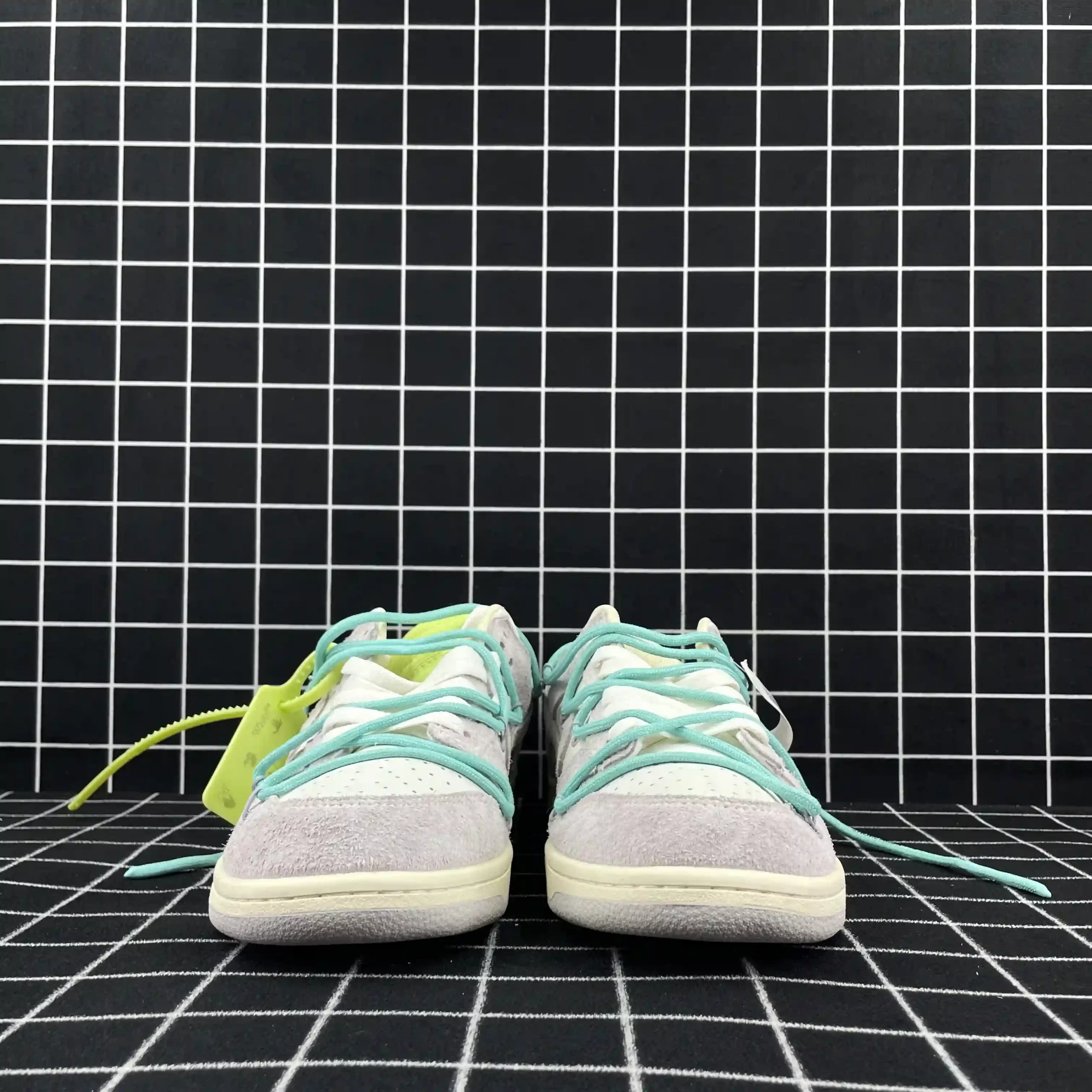 Nike Dunk Low Lot 14 of 50 Replica