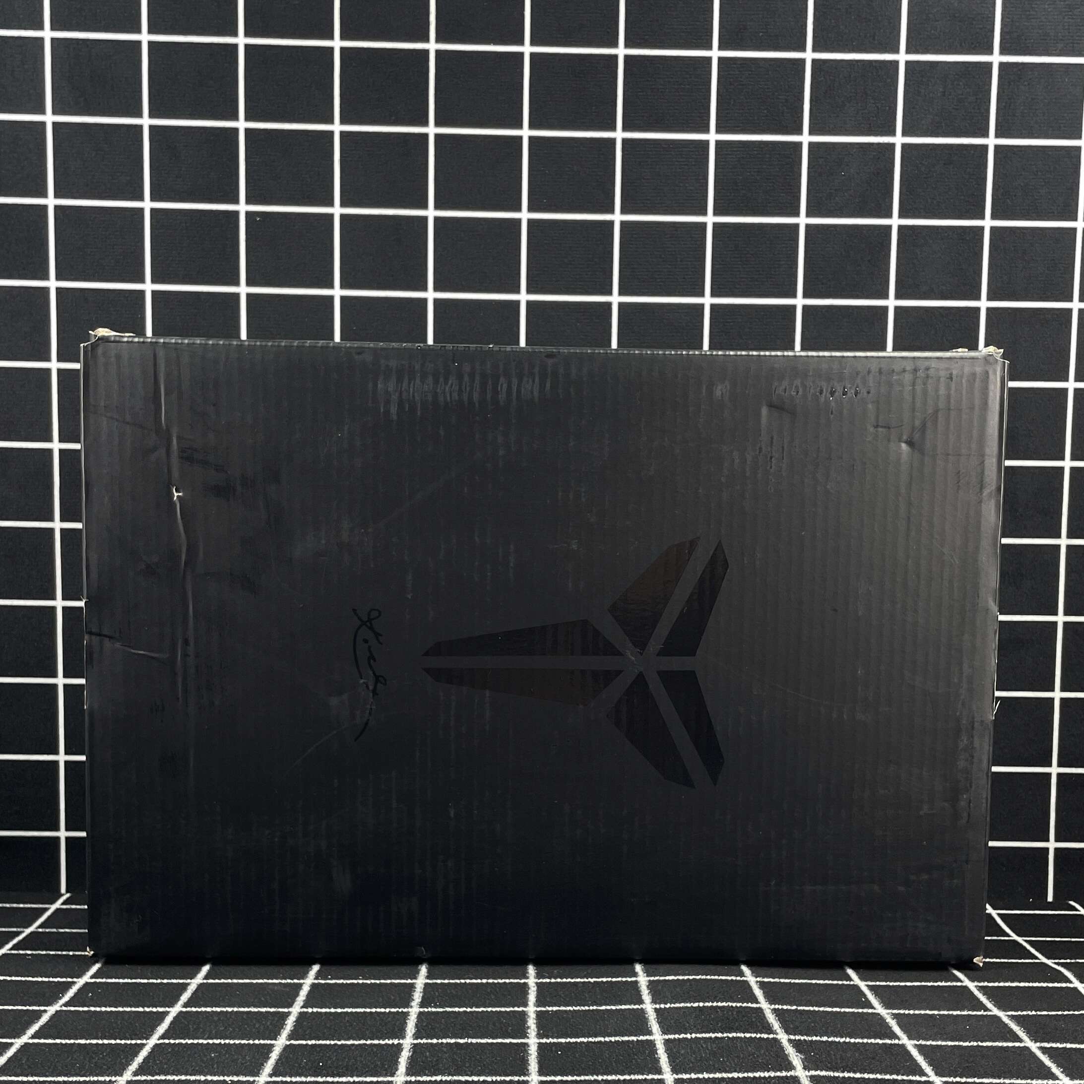 Nike Kobe 6 Protro Mambacita Sweet 16 Replica