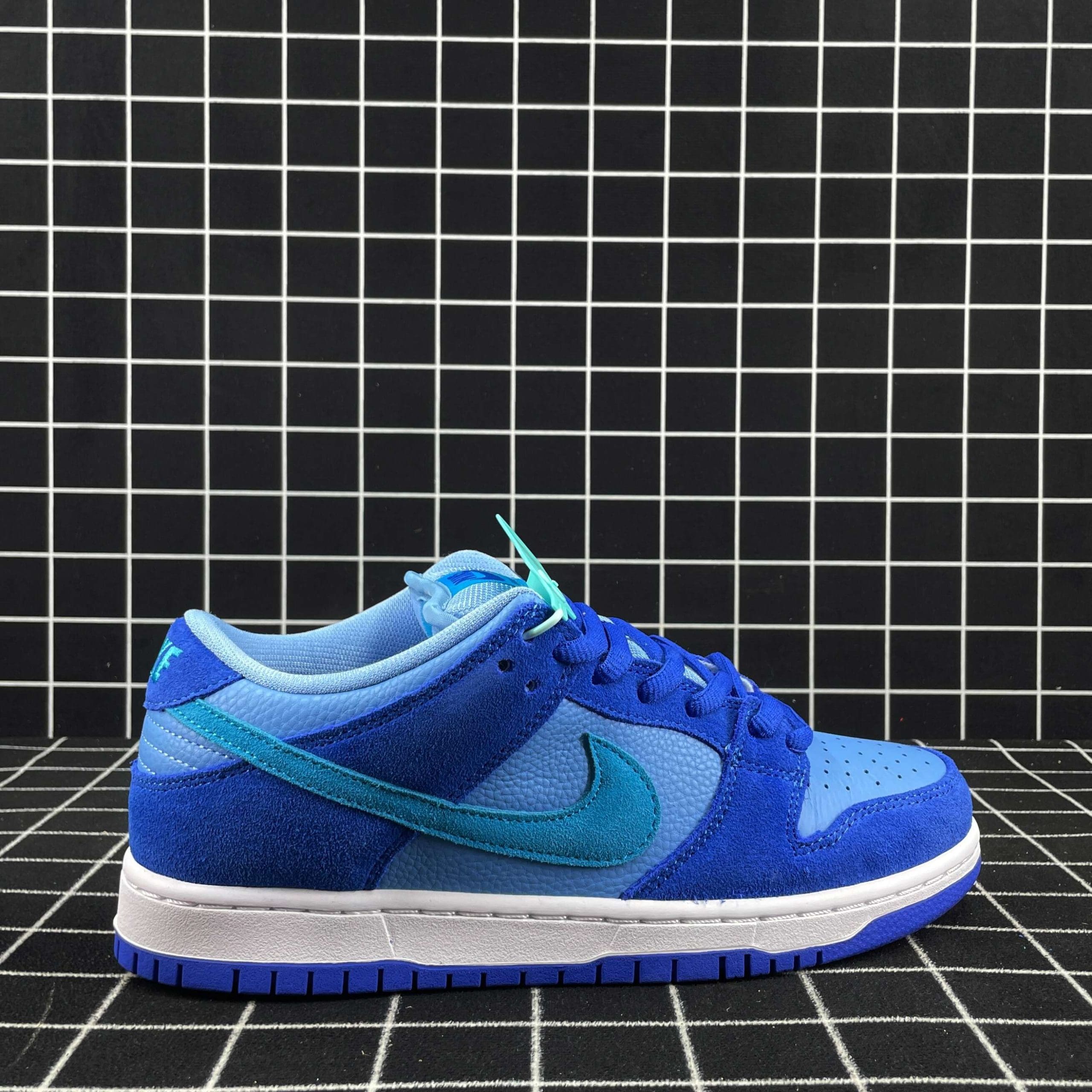 Nike SB Dunk Low Blue Raspberry Replica
