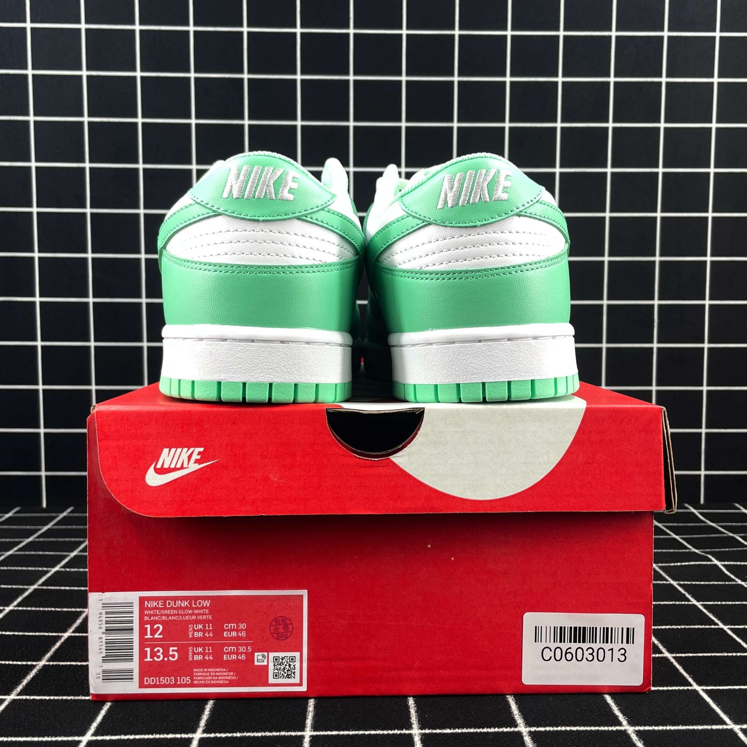 Nike SB Dunk Low Green Glow Replica