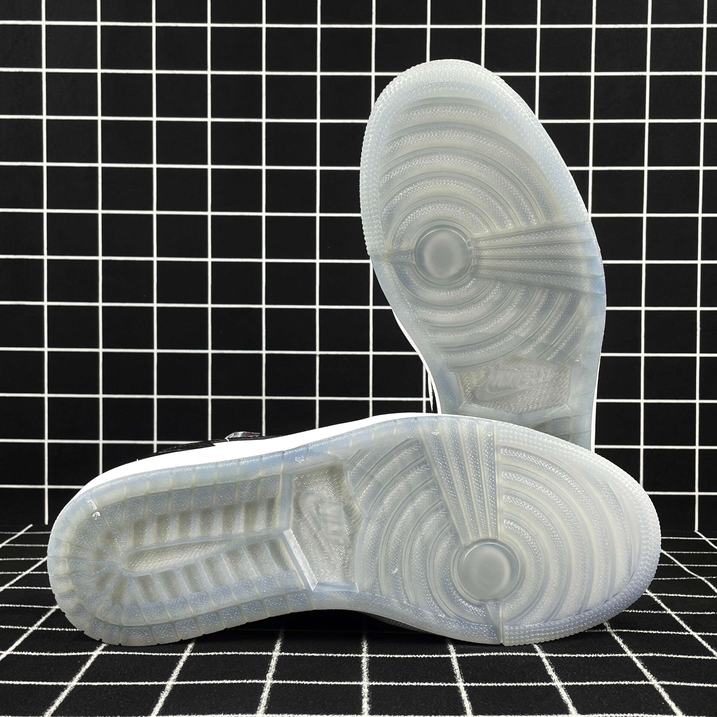 Jordan 1 Low SE Concord