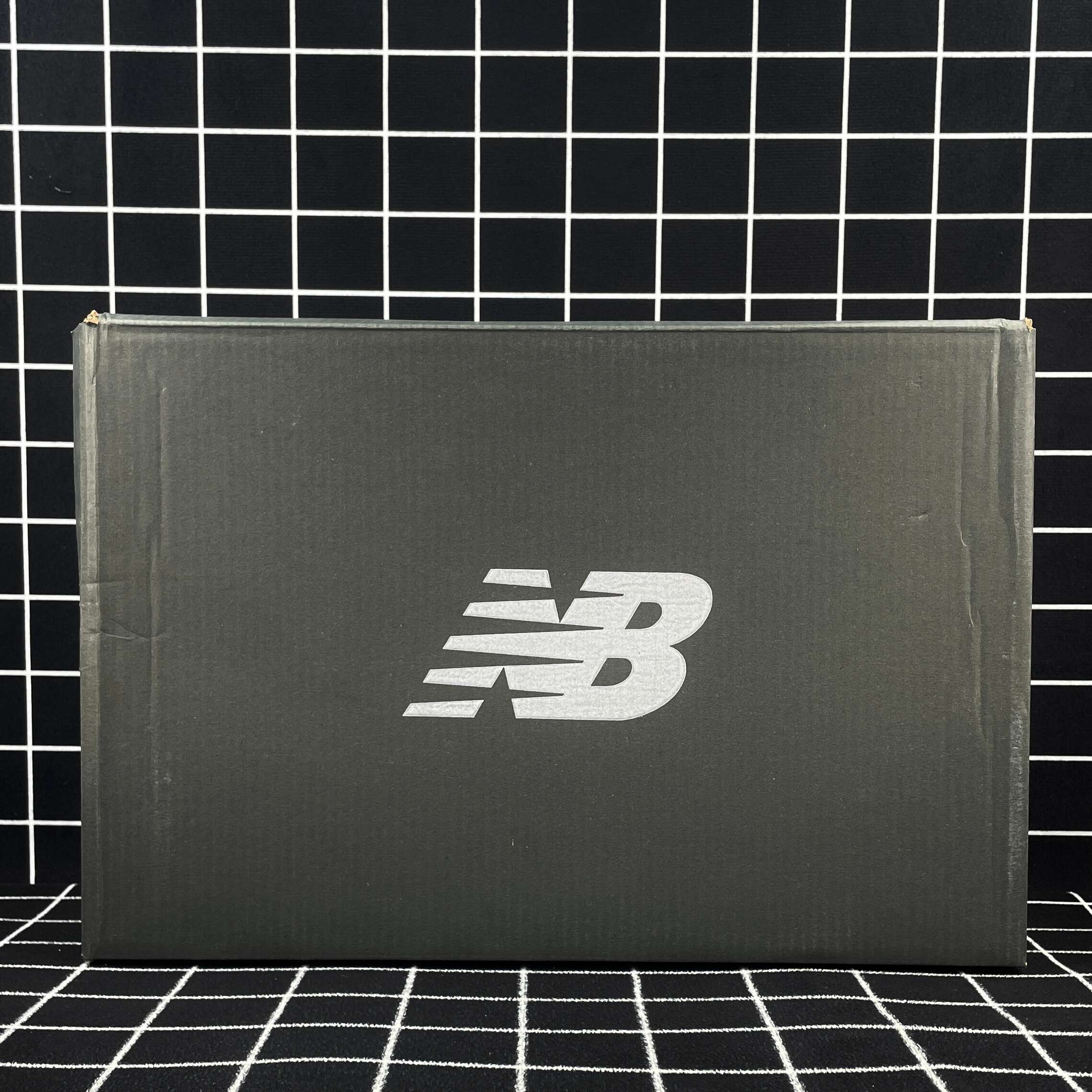 New Balance 9060 Burgundy Pink Replica