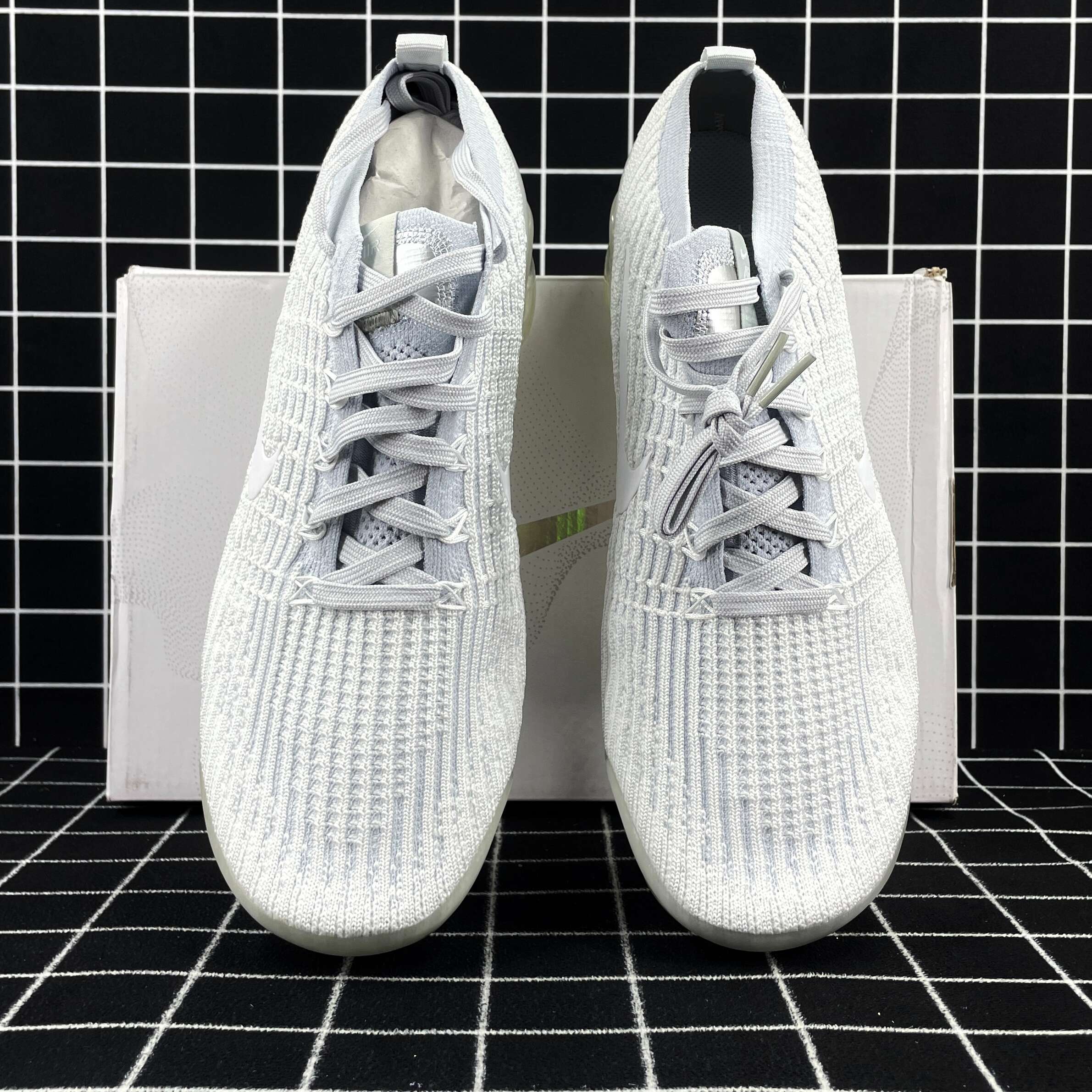 Nike Air VaporMax Flyknit 2 White Pure Platinum Replica