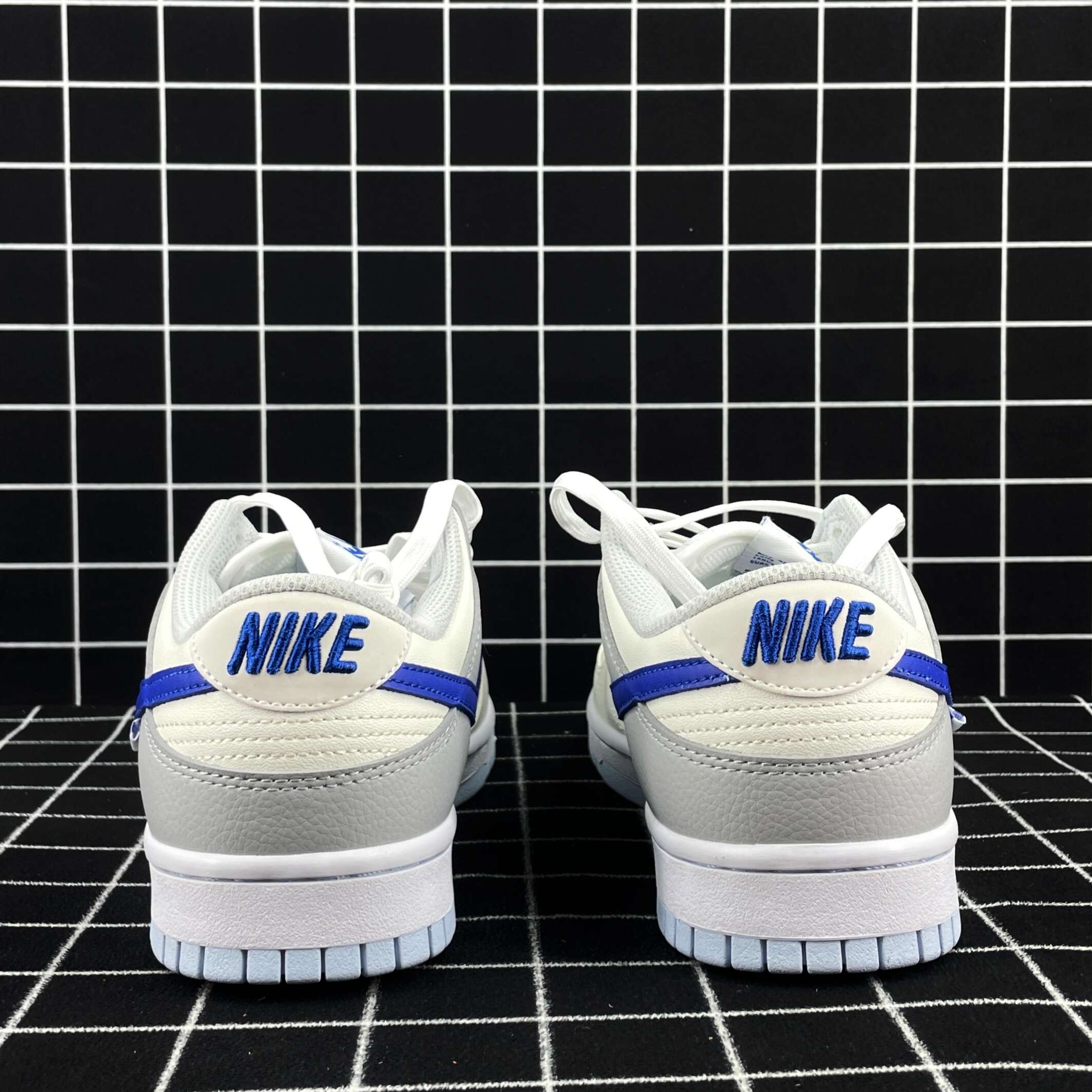 Nike Dunk Low Ivory Hyper Royal Replica