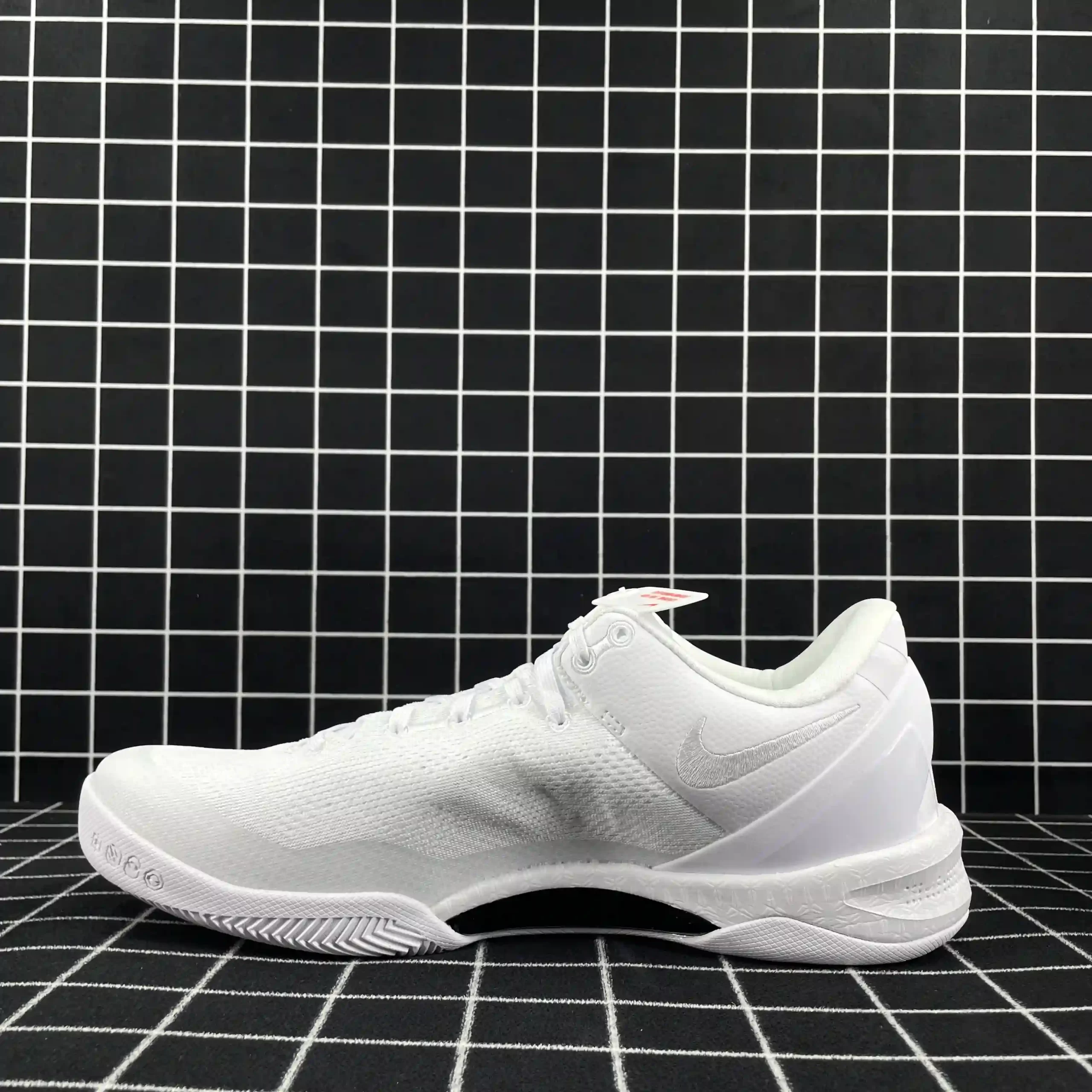 Nike Kobe 8 Protro Halo Replica