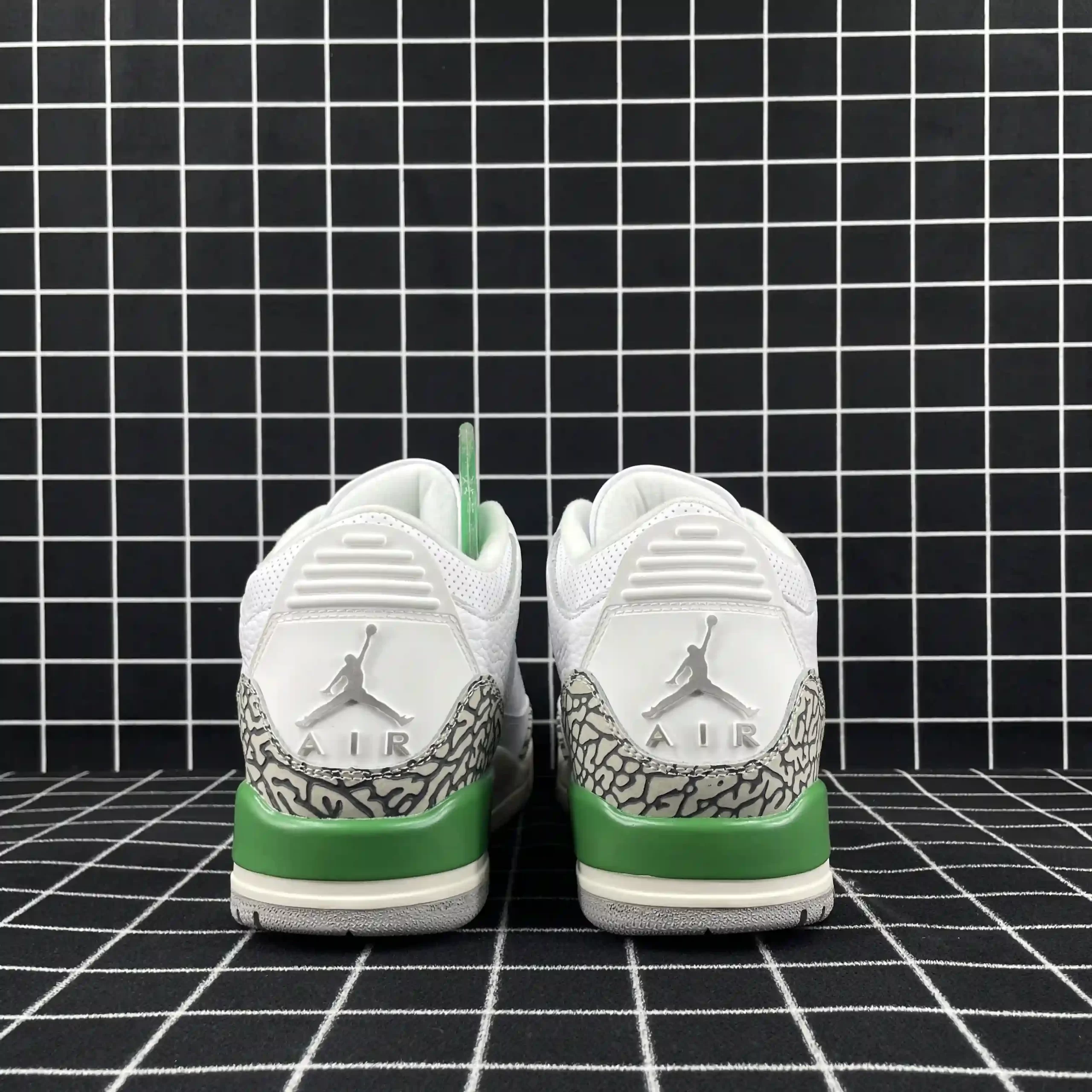 Air Jordan 3 Retro Lucky Green Replica