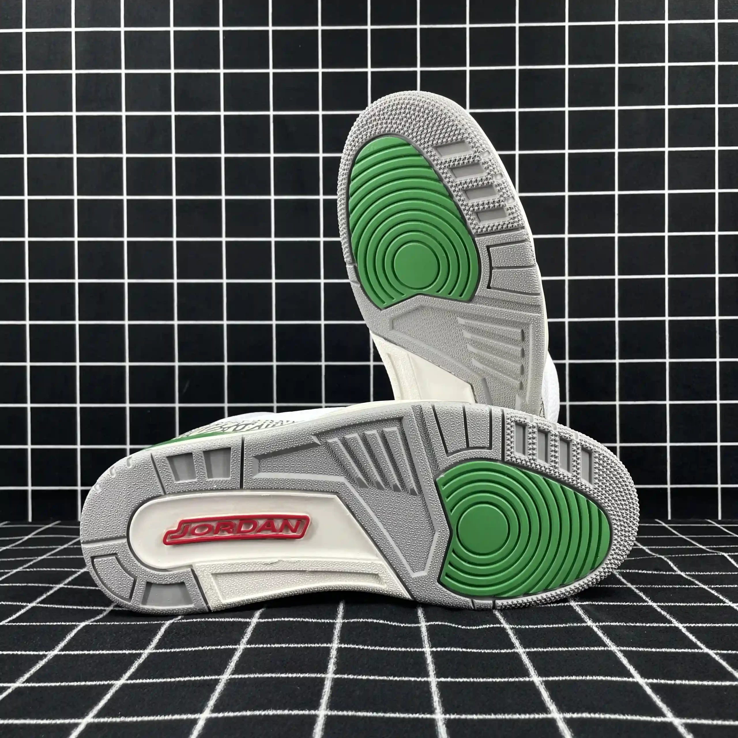Air Jordan 3 Retro Lucky Green Replica