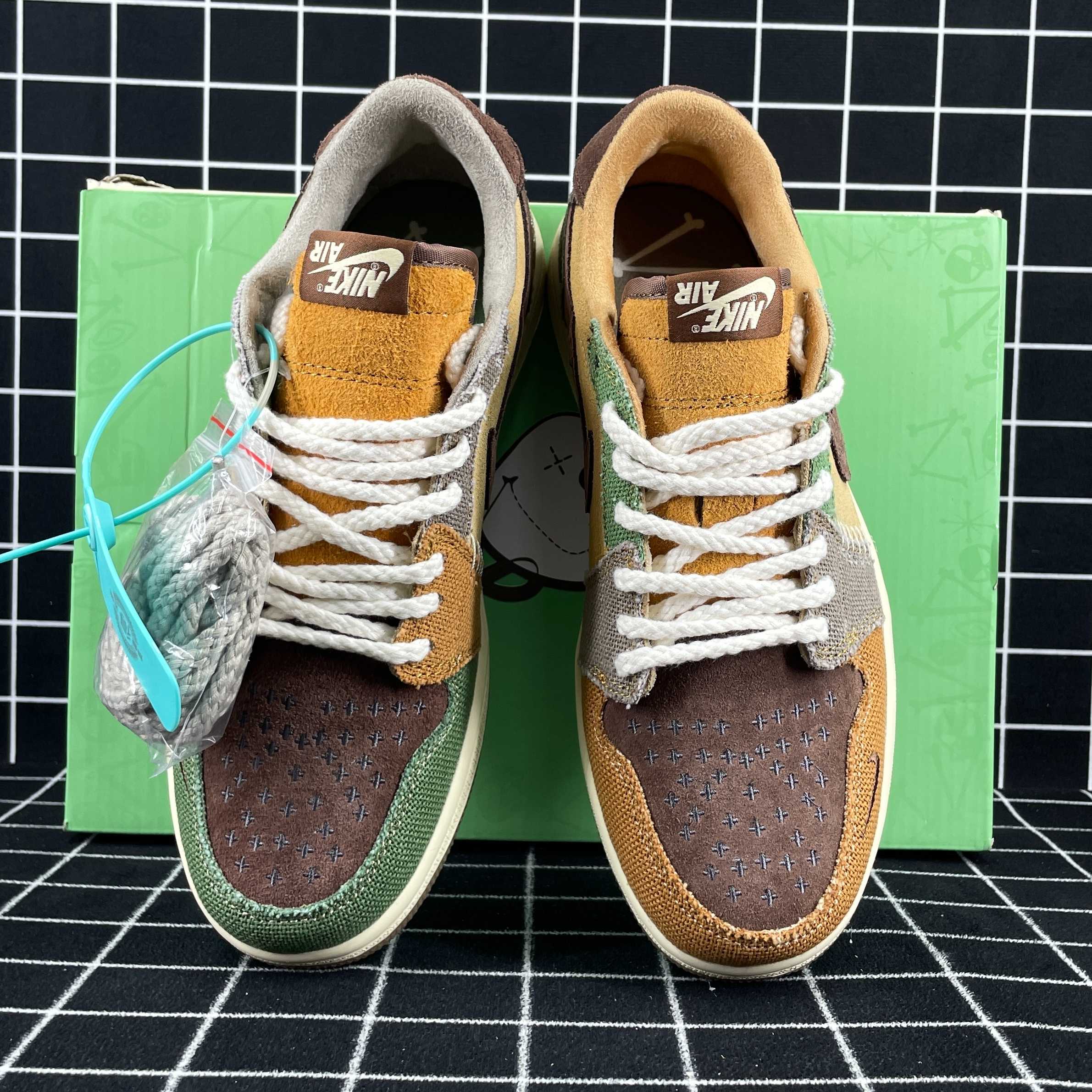 Jordan 1 Retro Low OG Zion Williamson Voodoo