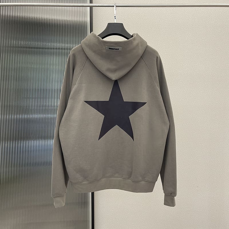 Fog Essentials Five-Pointed Star Zipper Sweater