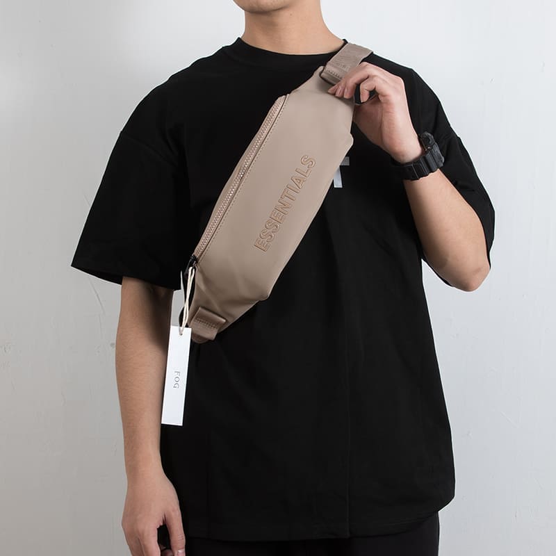 ESSENTIALS Street Chest Bag Leather Messenger Bag FOG Sports Satchel for Men and Women