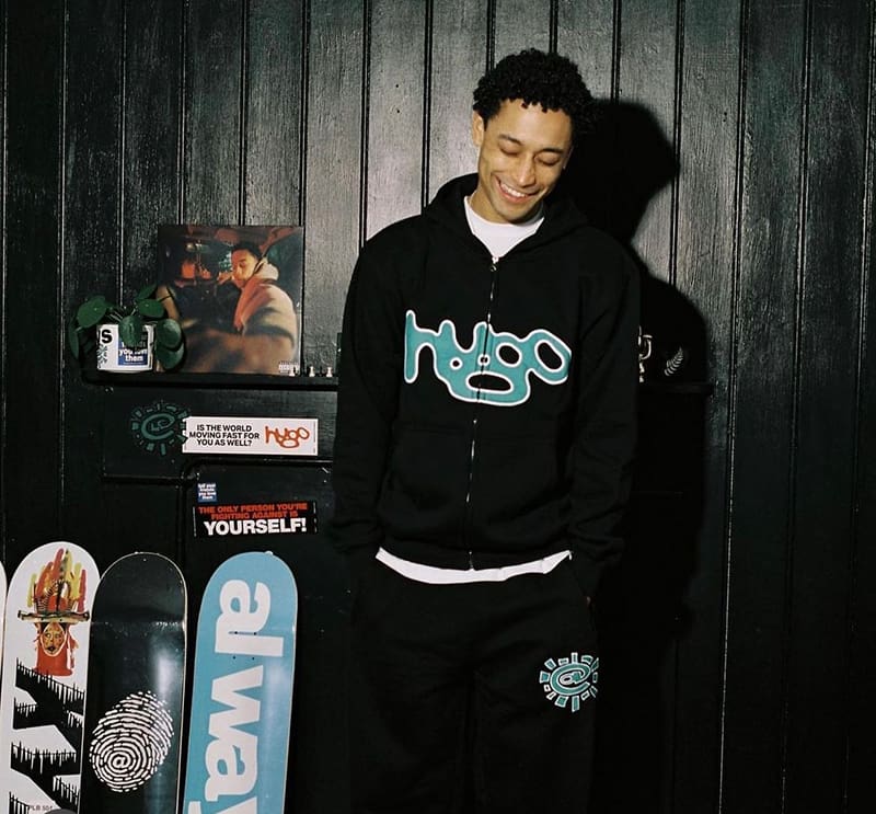 ADWYSD Sun Roll Fleece-Lined Embroidered Hoodie American Fashion Brand